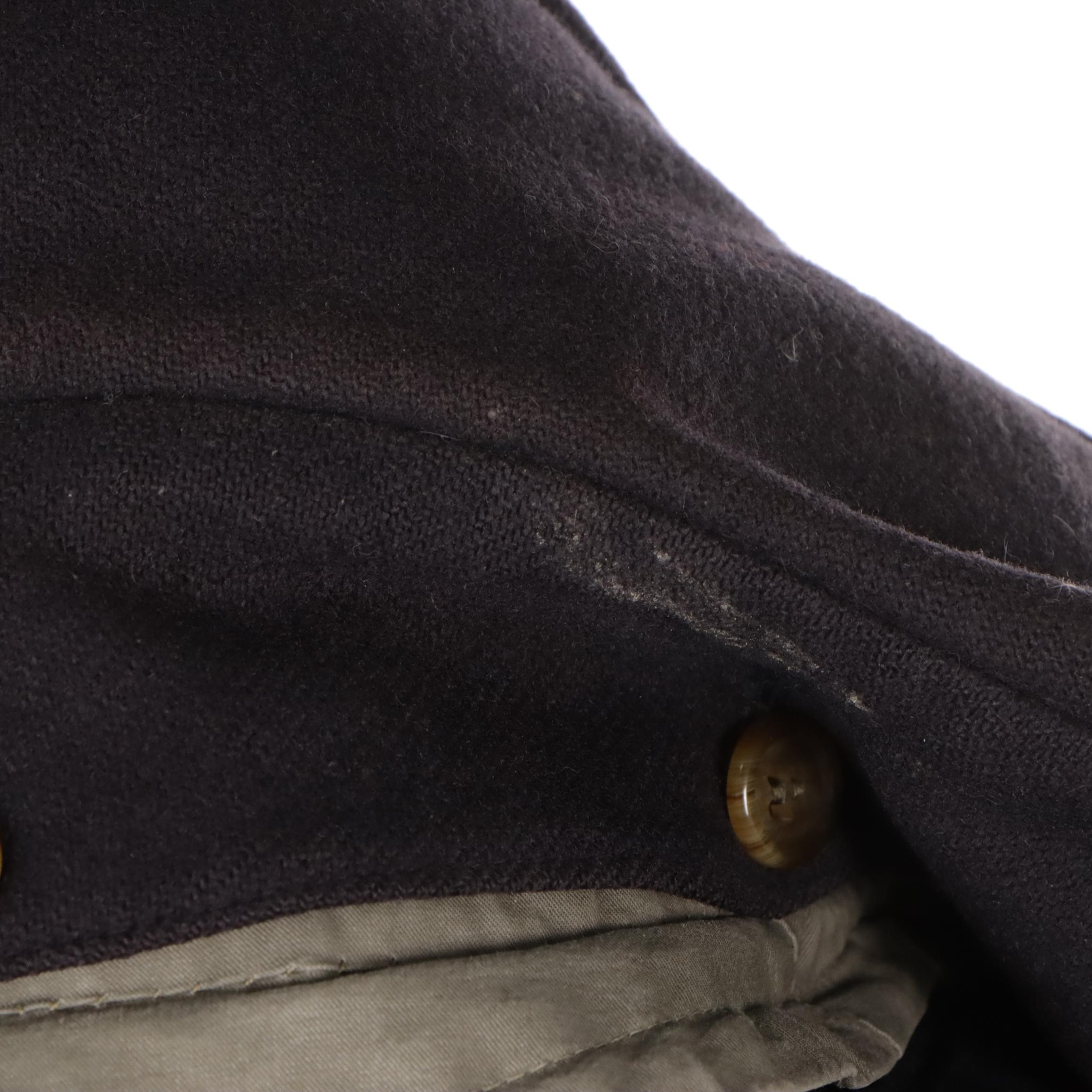 Unisex 'Burberrys' Green Cotton Trench Coat with Wool Collar/Liner