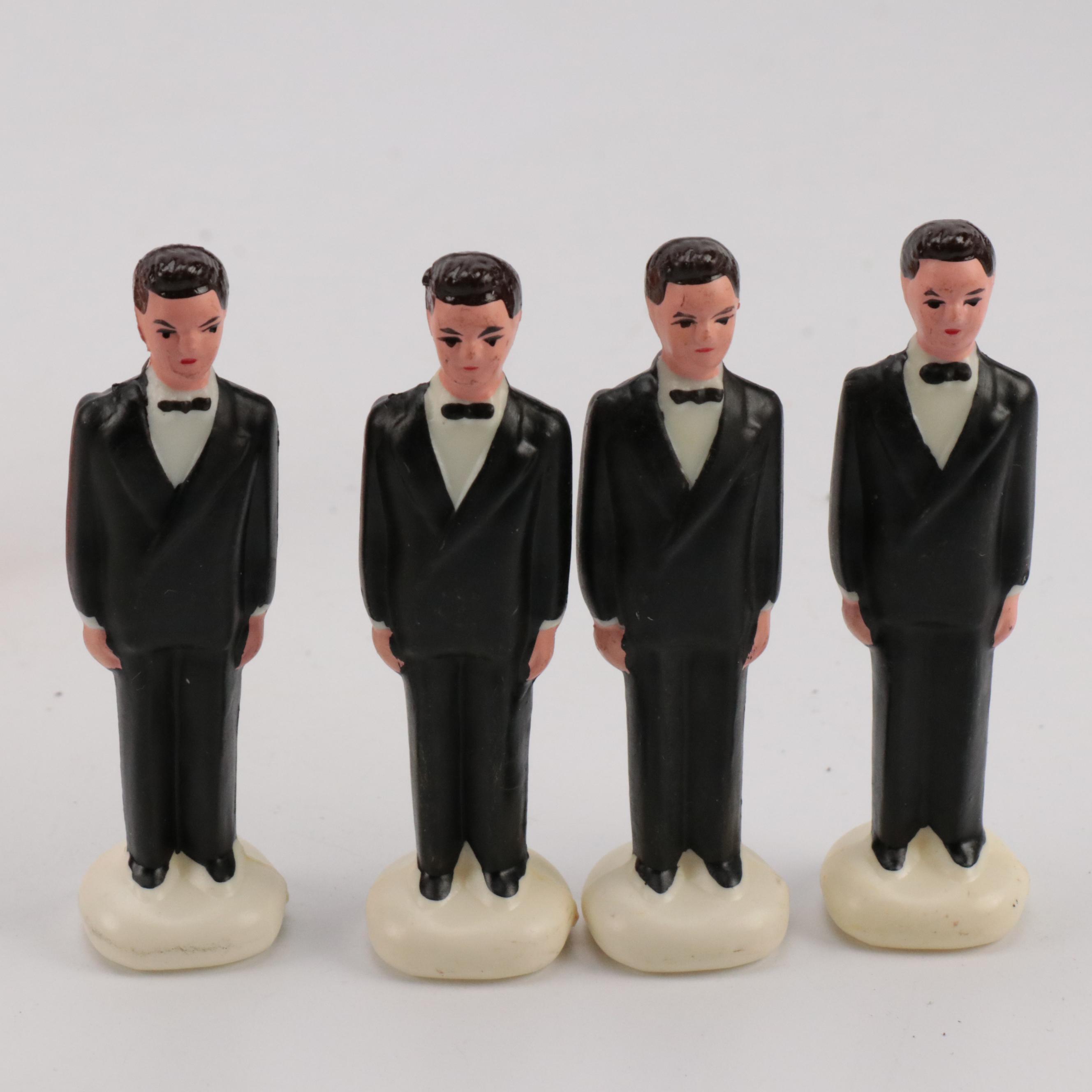 Plastic Wedding Cake Toppers with Decorative Cakes on Stands