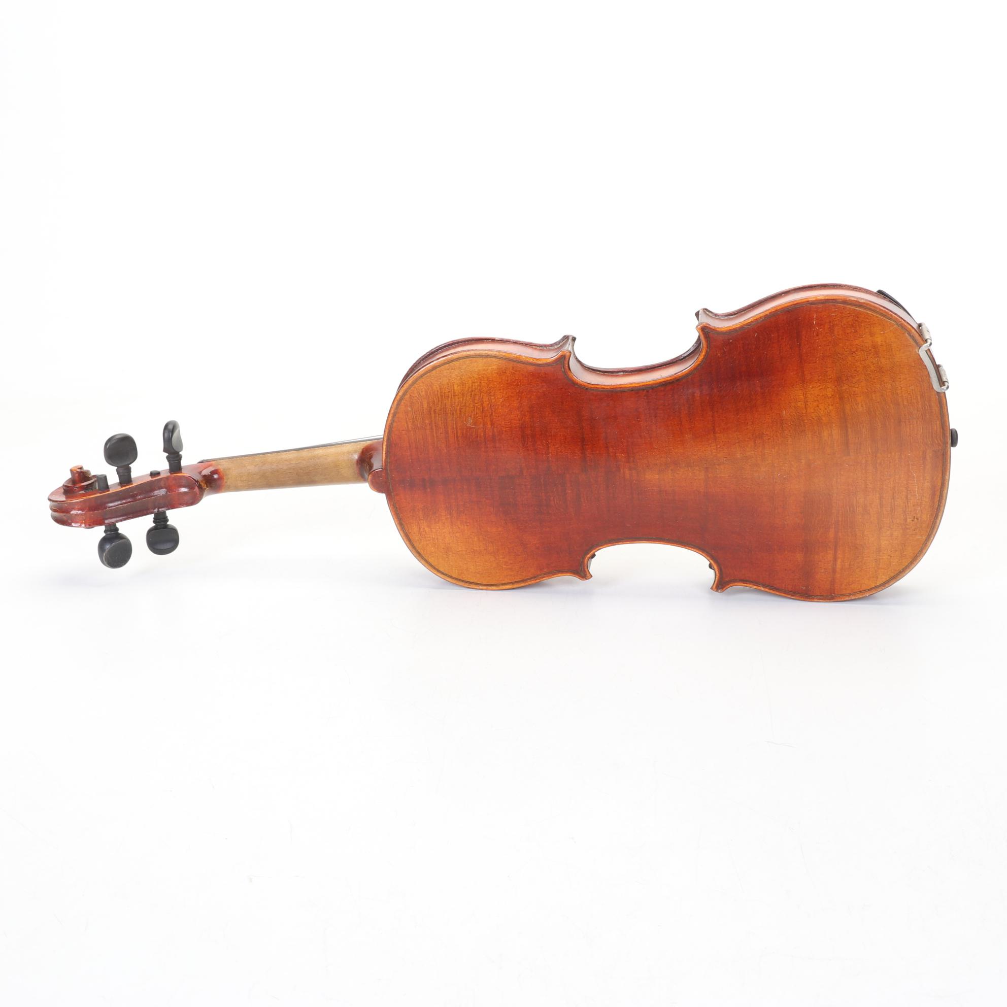 Antonius Stradivarius Copy 3/4 Violin with Bow and Case
