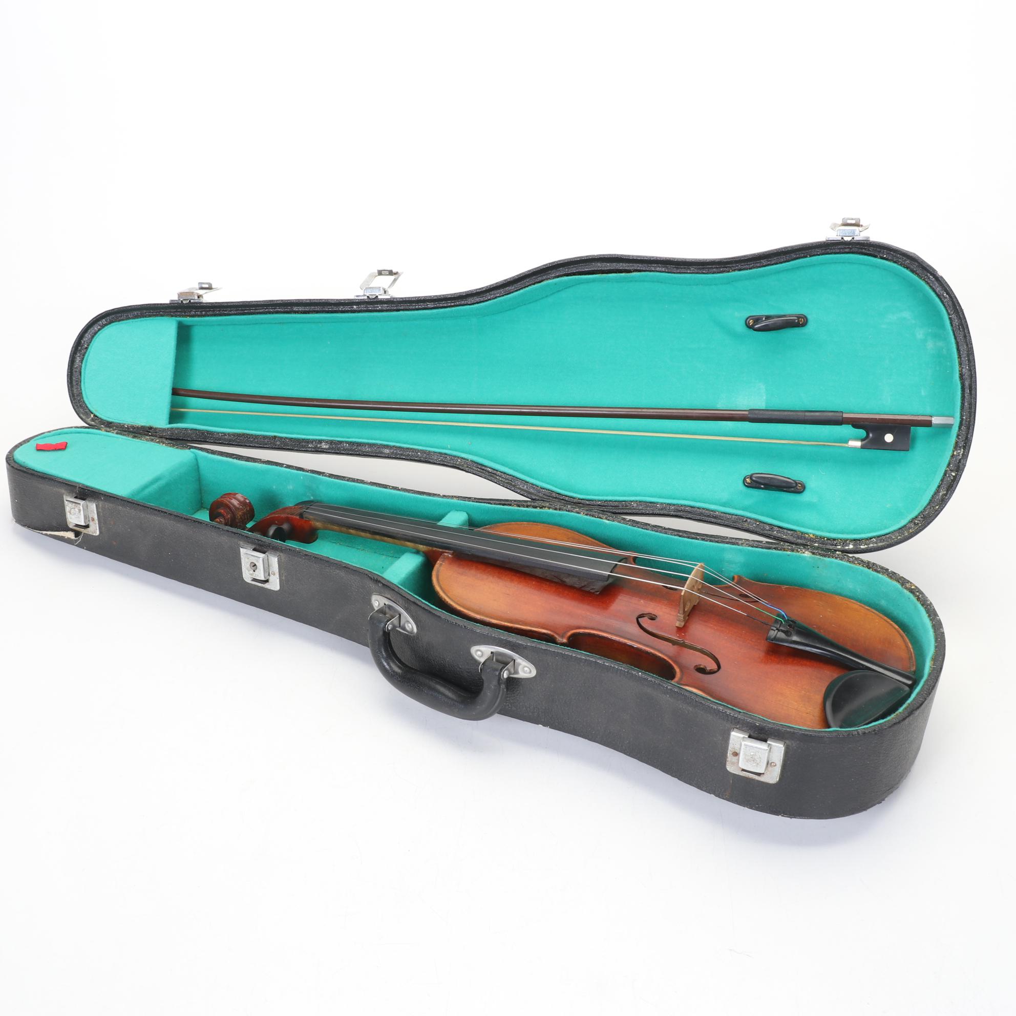 Antonius Stradivarius Copy 3/4 Violin with Bow and Case