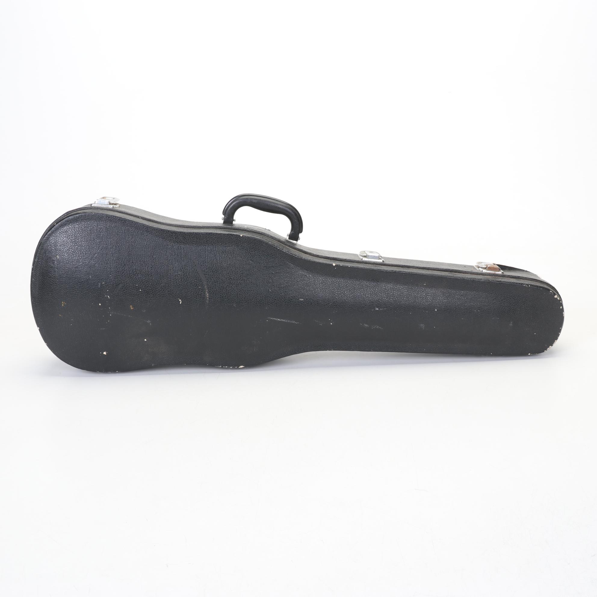 Antonius Stradivarius Copy 3/4 Violin with Bow and Case