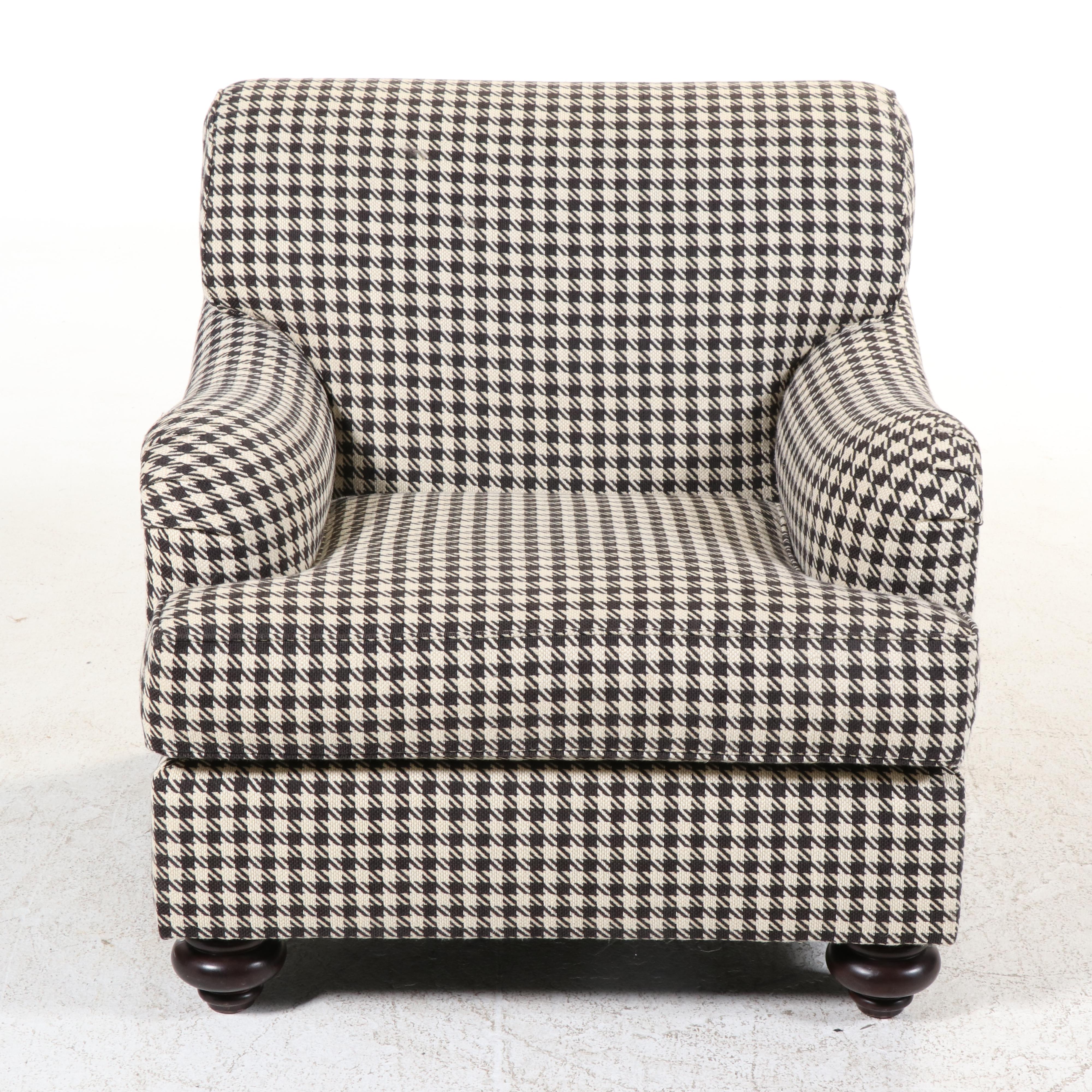 Henredon Houndstooth-Upholstered English Roll-Arm Easy Chair