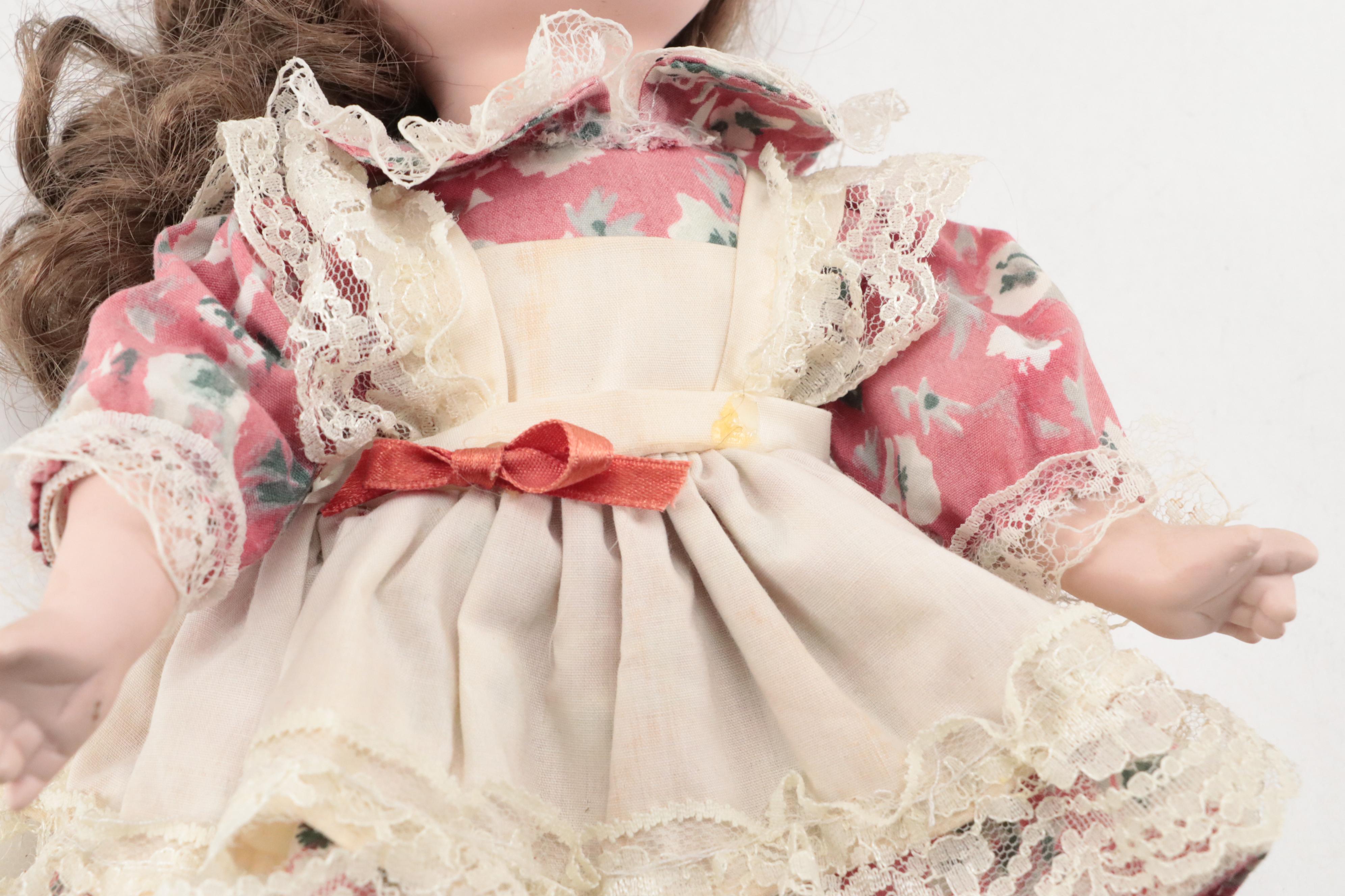 "Jessica" and Other Yolanda Bello for Ashton Drake and Other Dolls and Wagon