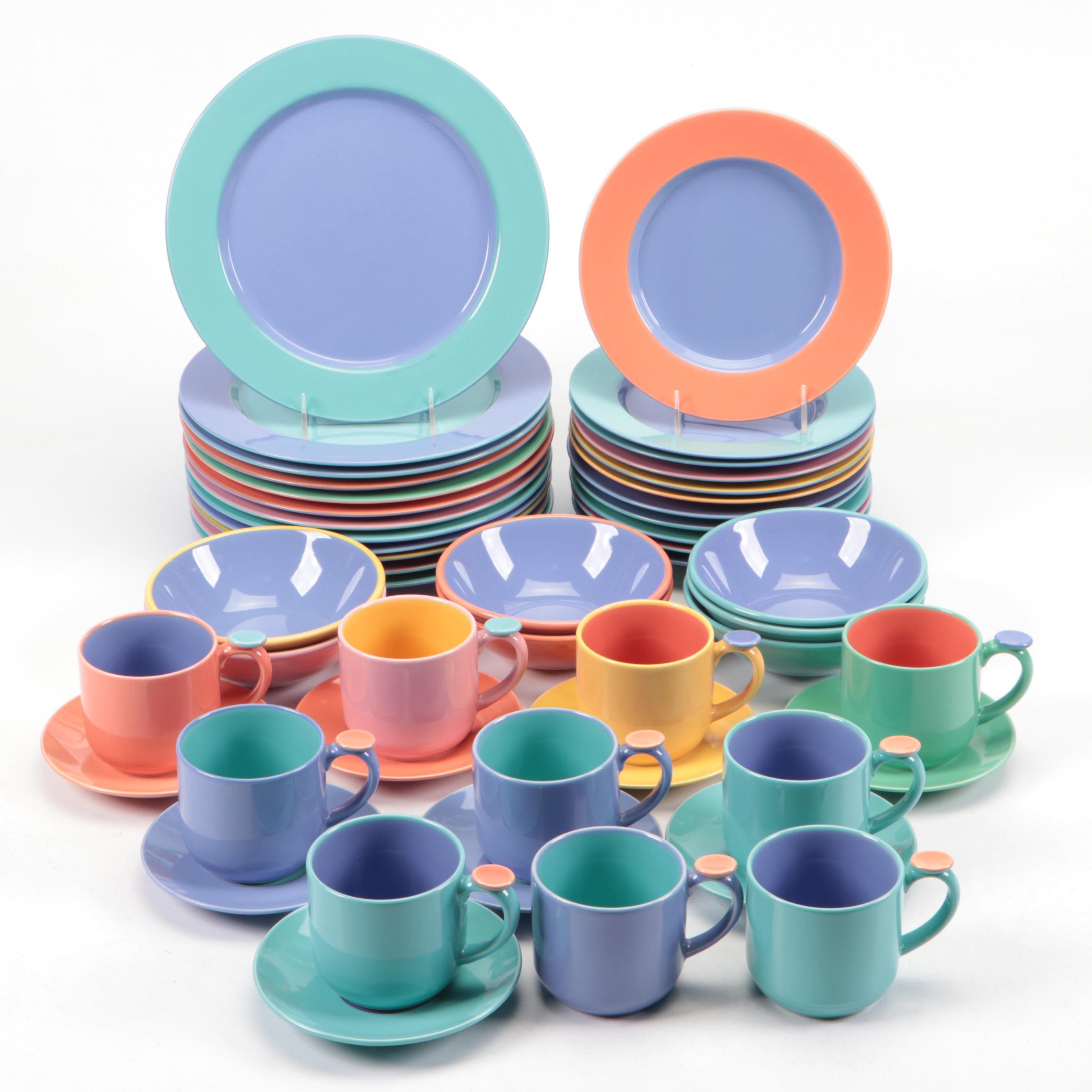 Lindt-Stymeist "Colorways" Stoneware Dinnerware, Late 20th C.