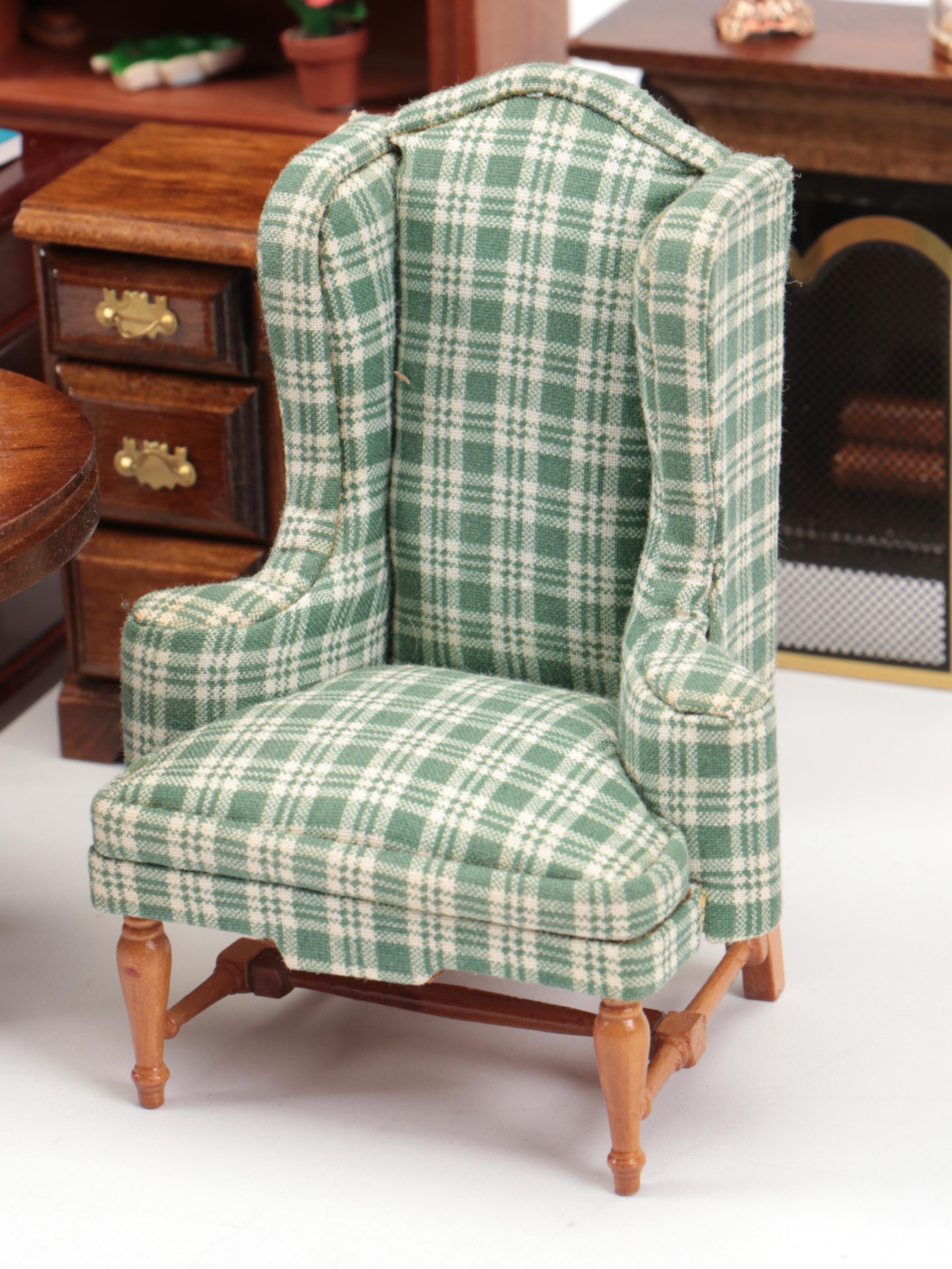 Concord Miniature Wood Table with Other Office-Themed Miniatures