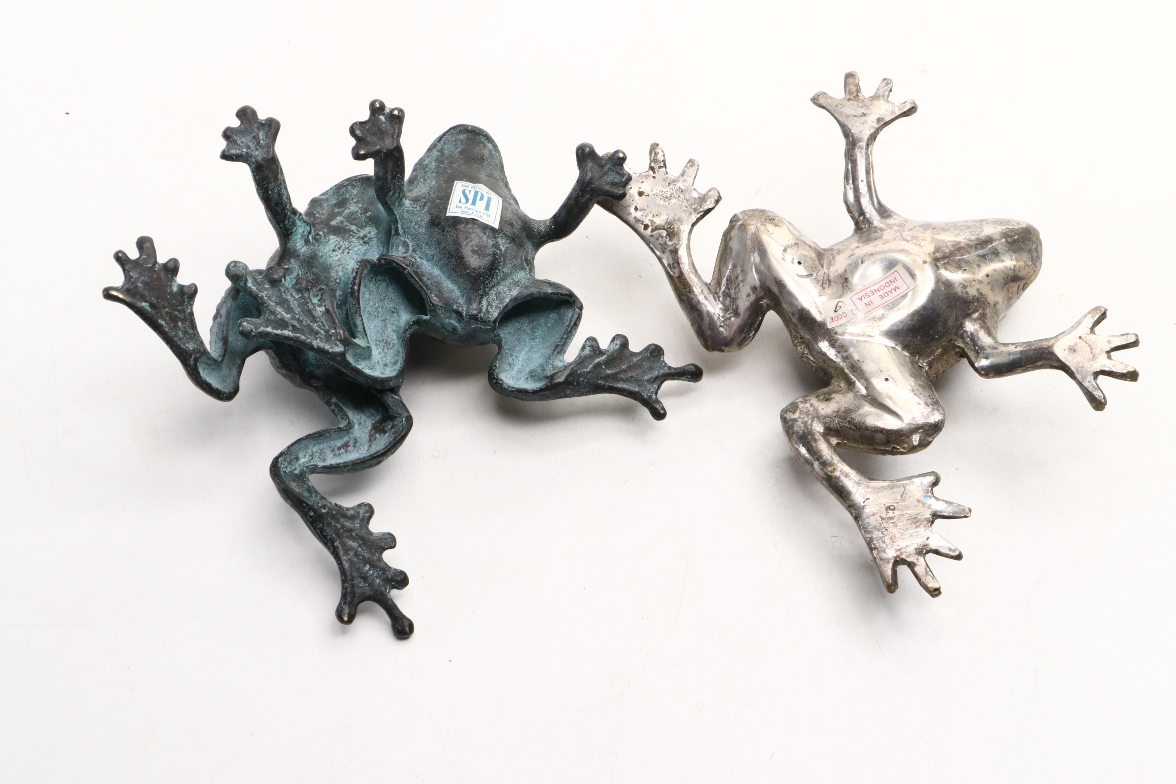 Hobby Lobby Glazed Ceramic Frog Vase with Metal Frog Figurines