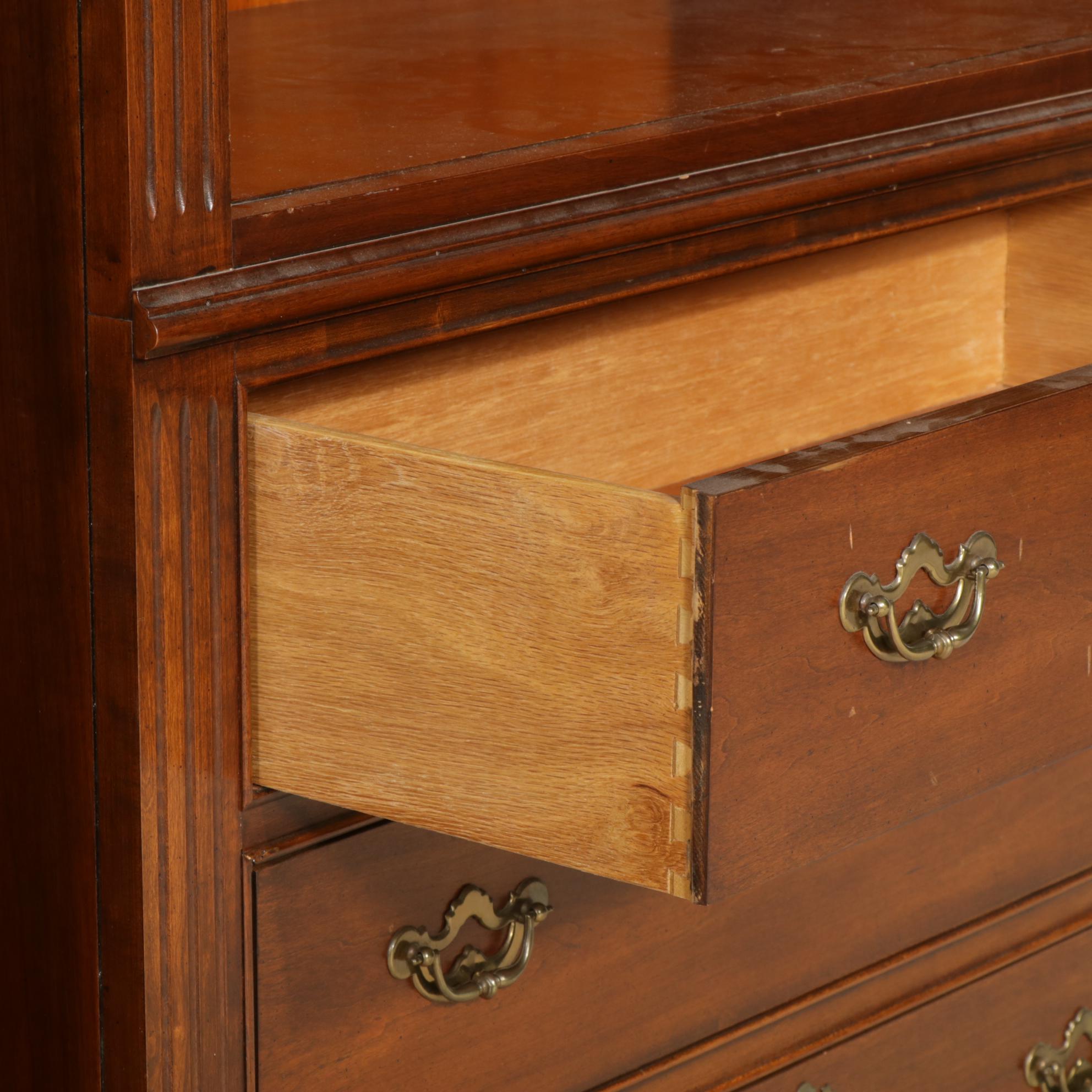 Thomasville Queen Anne Style Cherry Three-Piece Wall Unit, Circa 1980