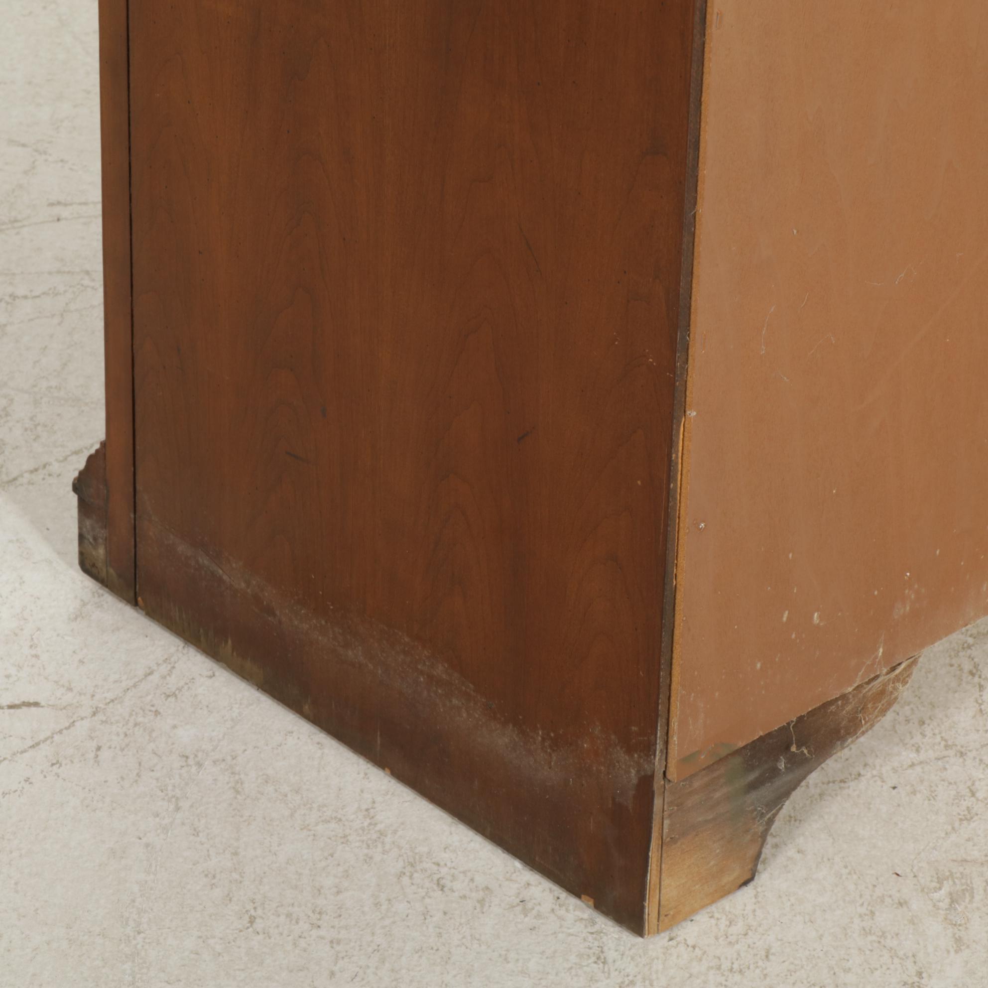 Thomasville Queen Anne Style Cherry Three-Piece Wall Unit, Circa 1980