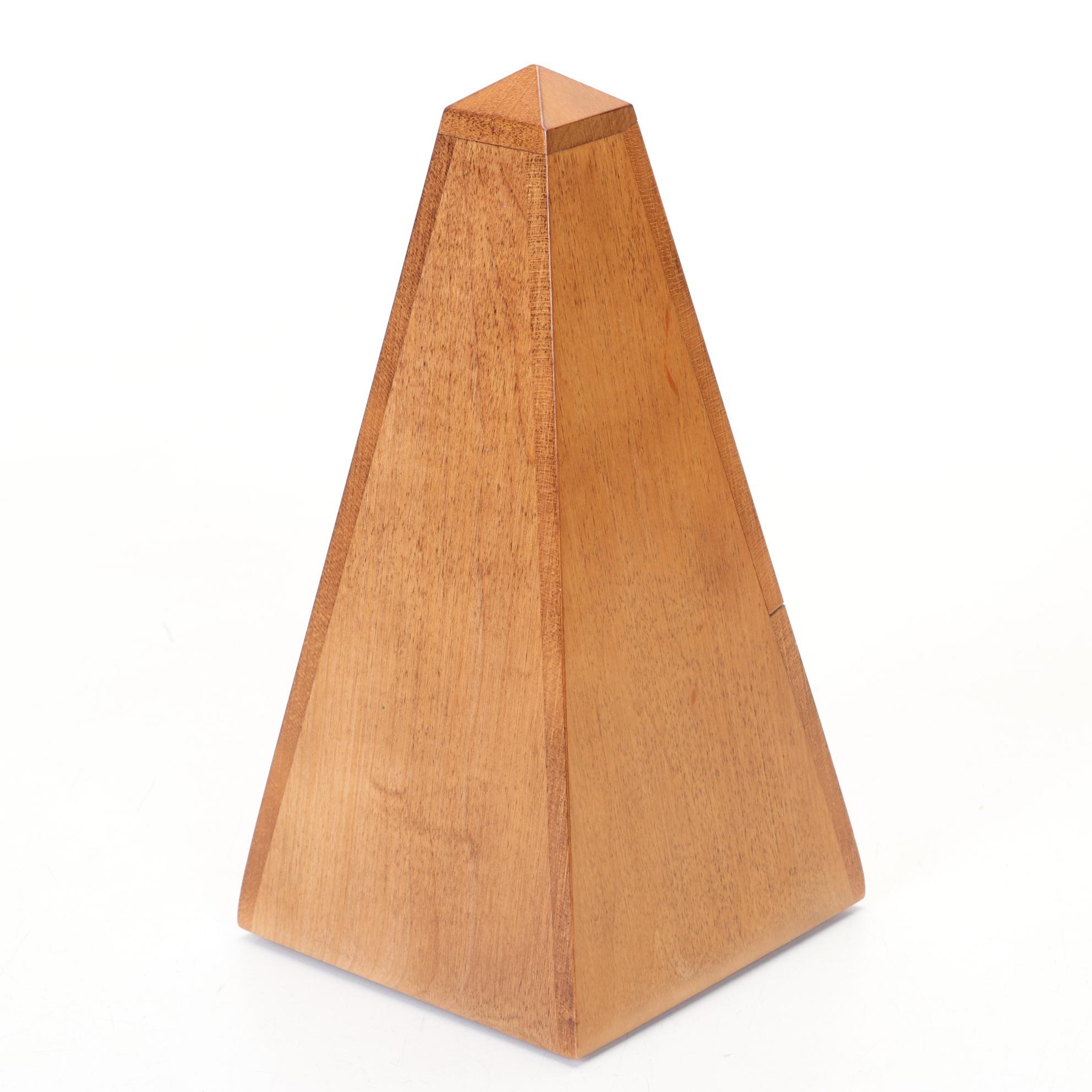 Seth Thomas de Maelzel #10 Metronome with Honey Maple Finish
