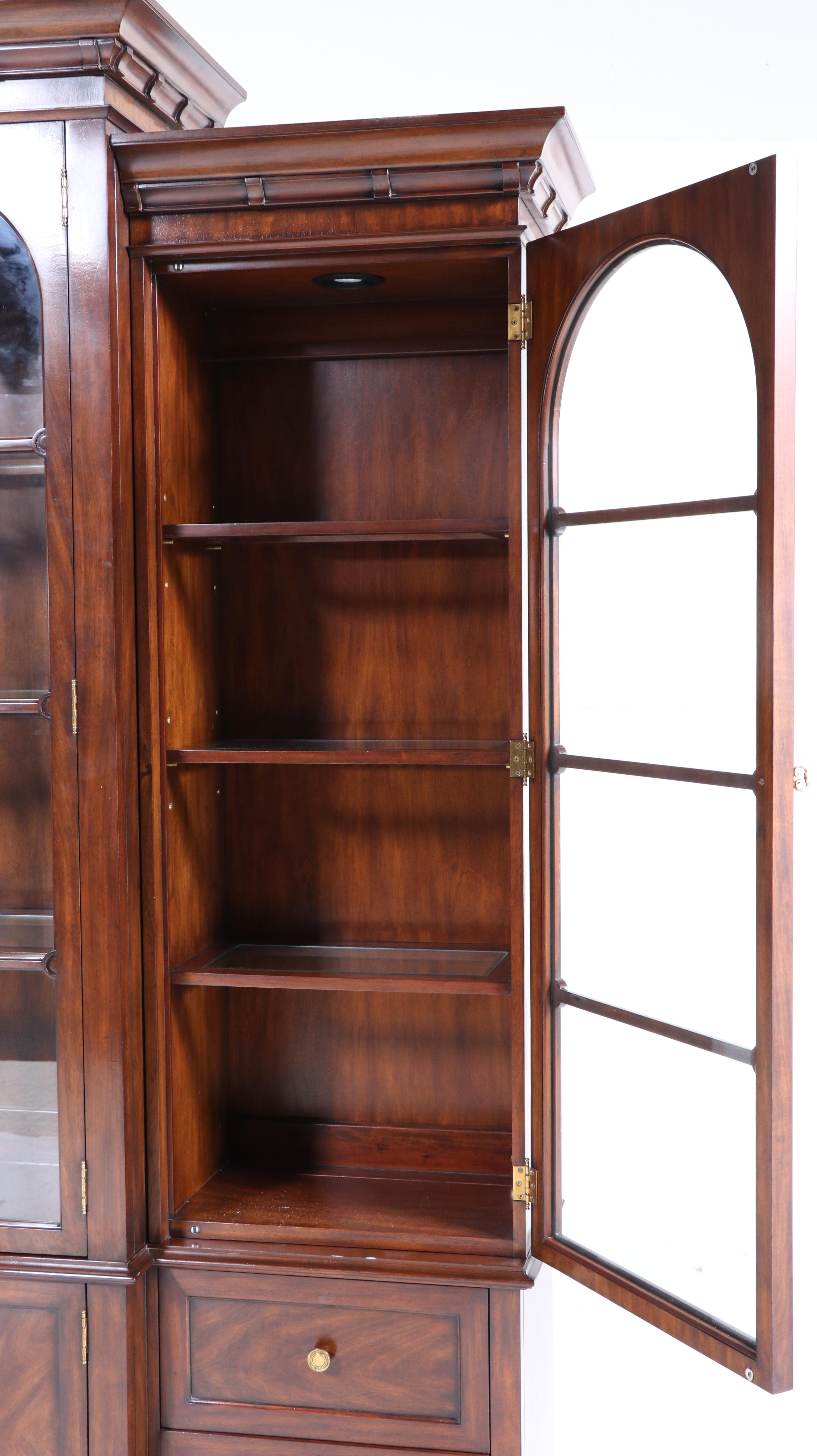 Henredon "Flemming" Mahogany Finish Illuminated China Cabinet