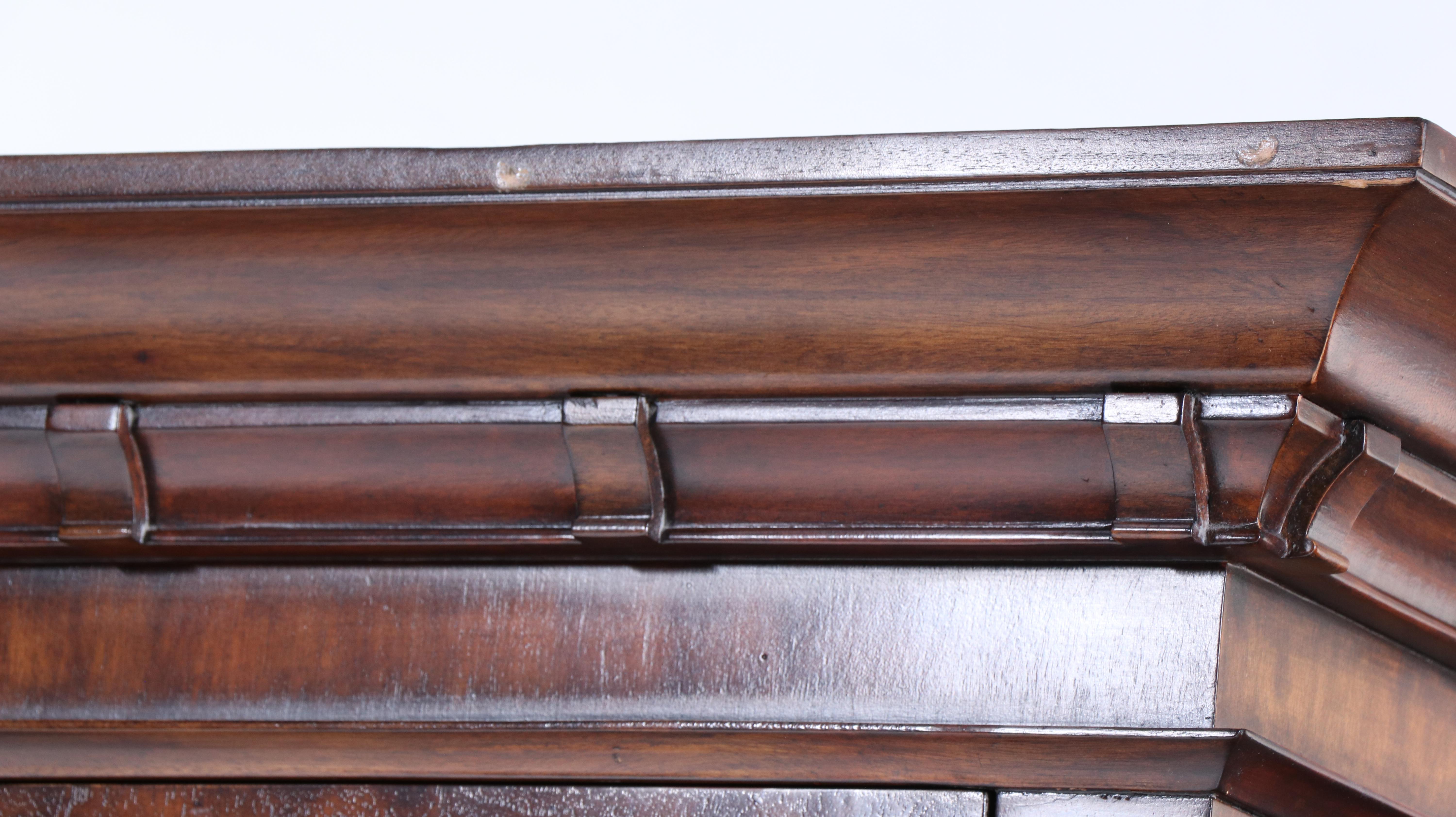 Henredon "Flemming" Mahogany Finish Illuminated China Cabinet