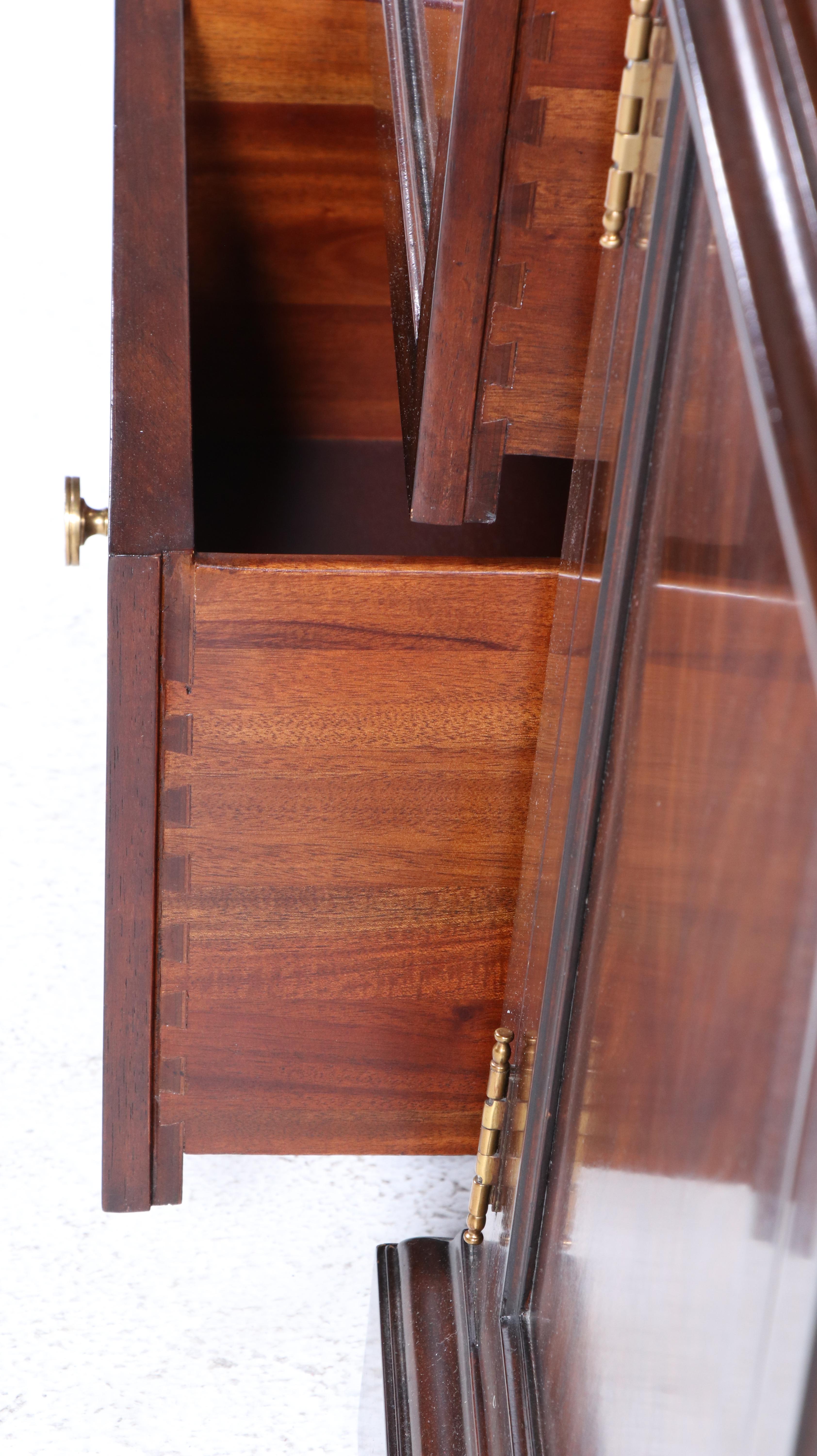 Henredon "Flemming" Mahogany Finish Illuminated China Cabinet