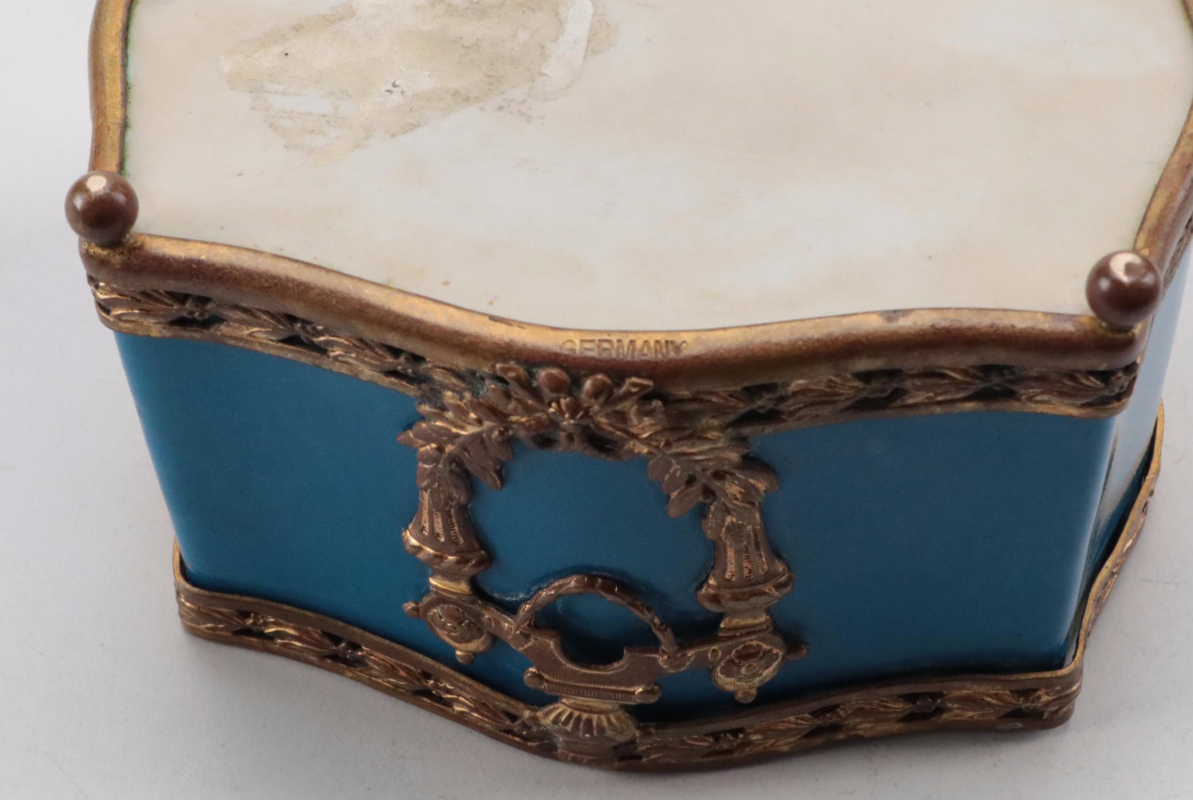 German Porcelain and Gilt Metal Mounted Vanity Box