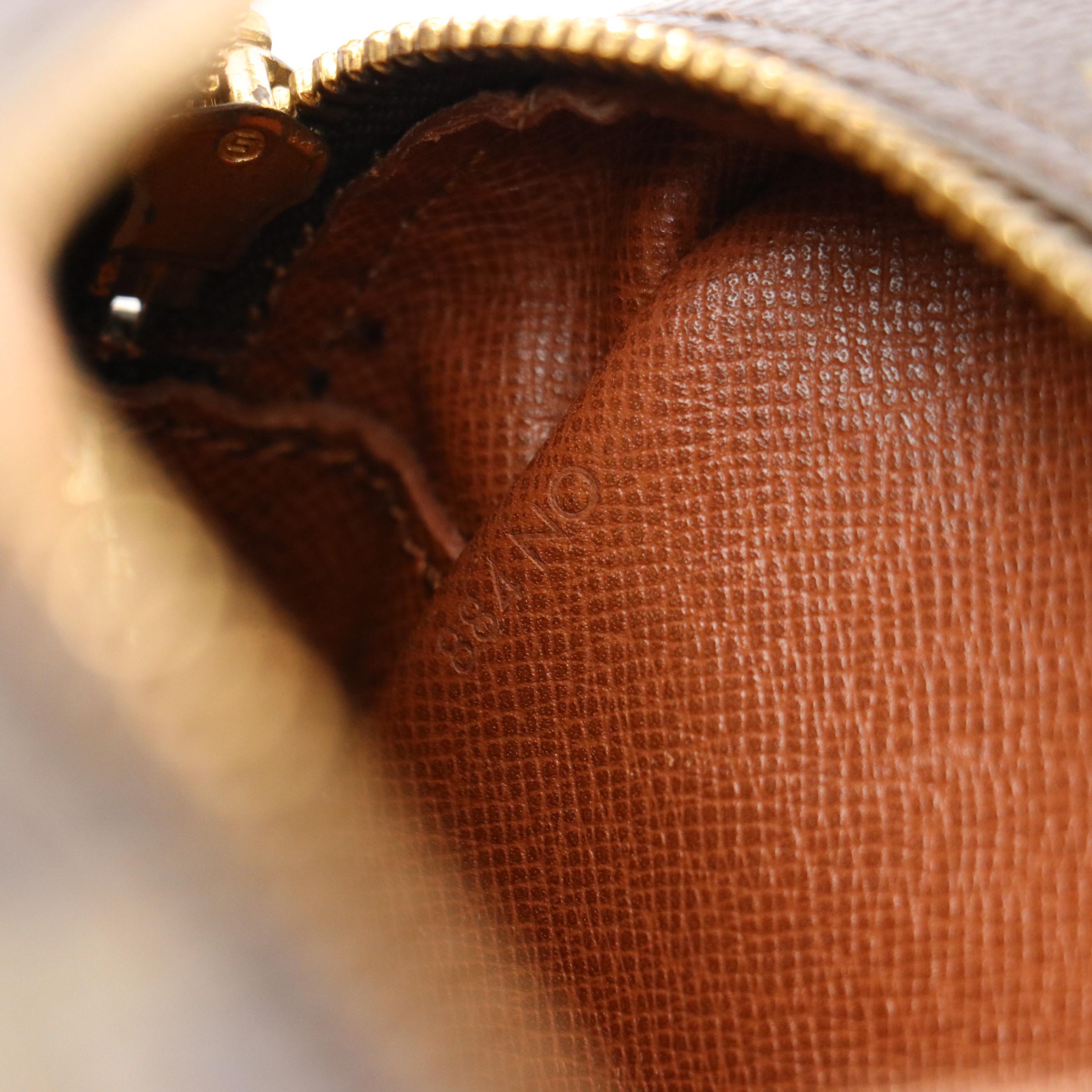 Louis Vuitton Trocadero in Monogram Canvas