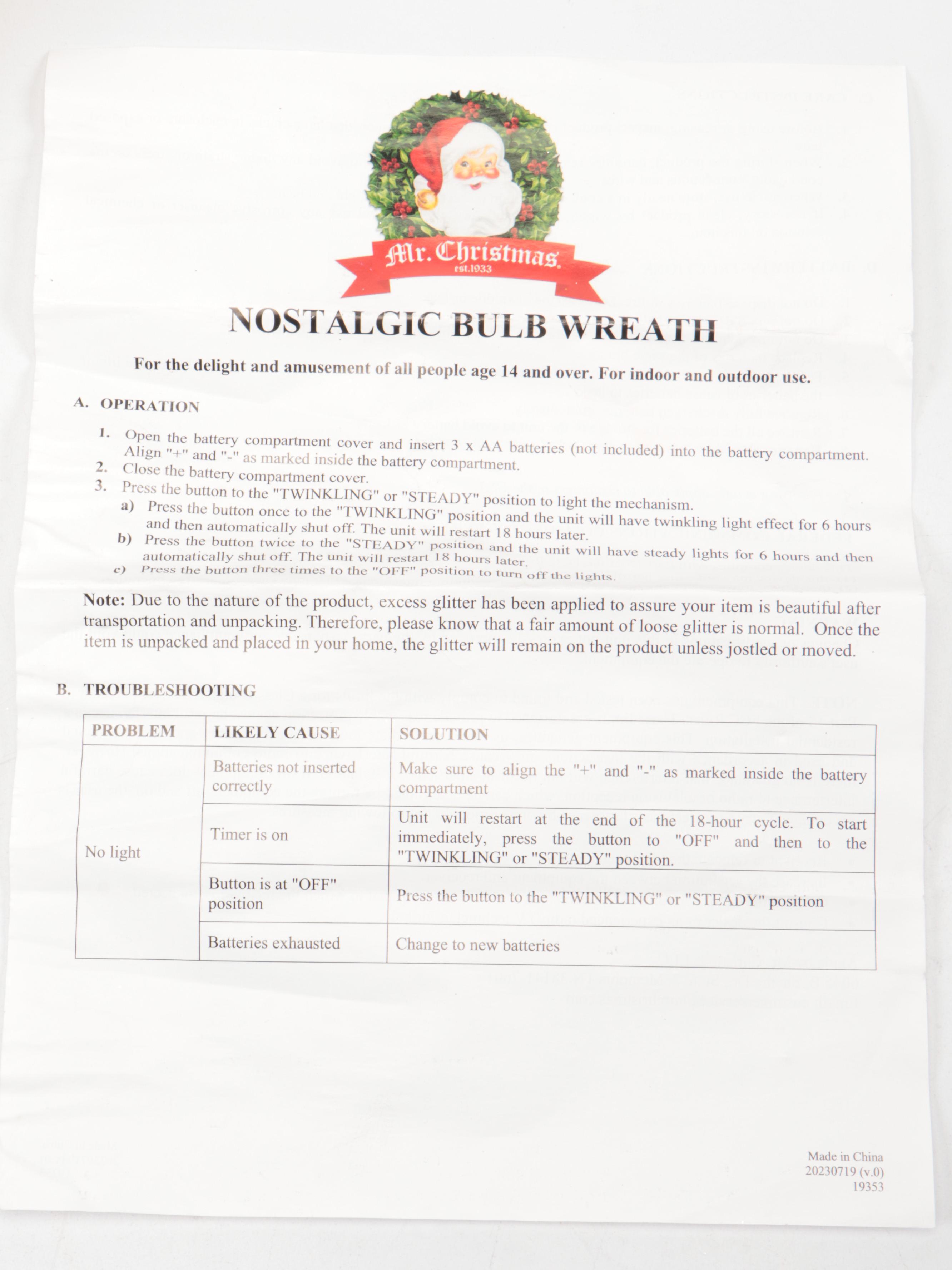 Mr. Christmas Nostalgic Christmas Bulb Illuminated Wreath