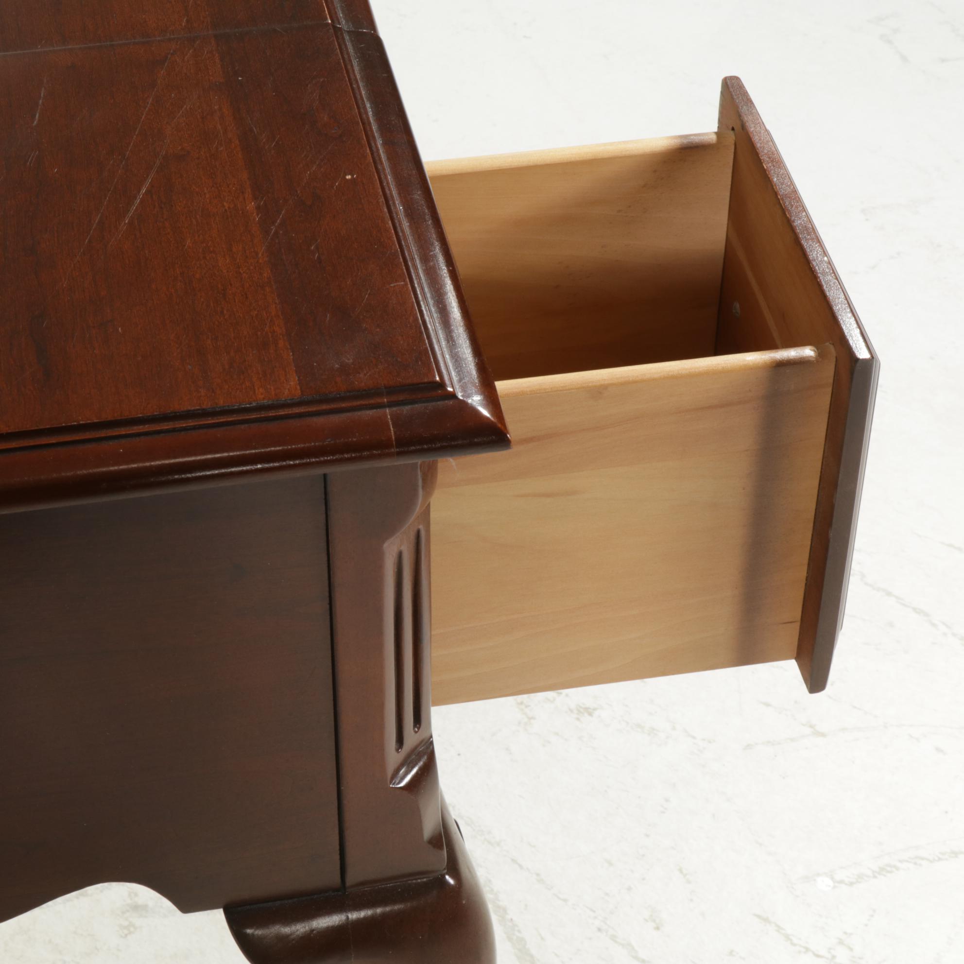 Sumter Cabinet Co. Queen Anne Style Cherry Lift-Top Mirrored Vanity Table