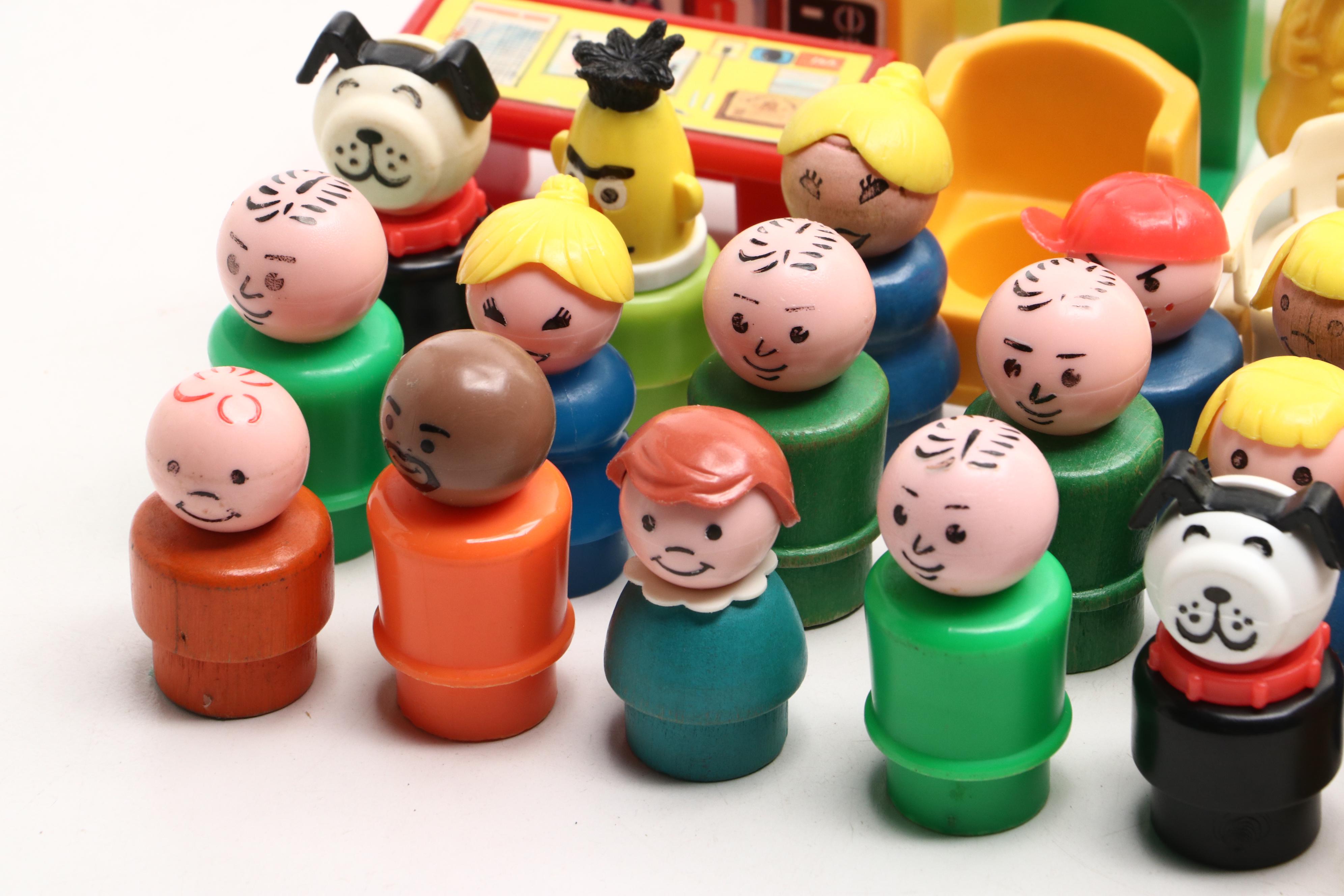 Fisher Price Little People Deluxe Christmas Story, More Figures and Accessories