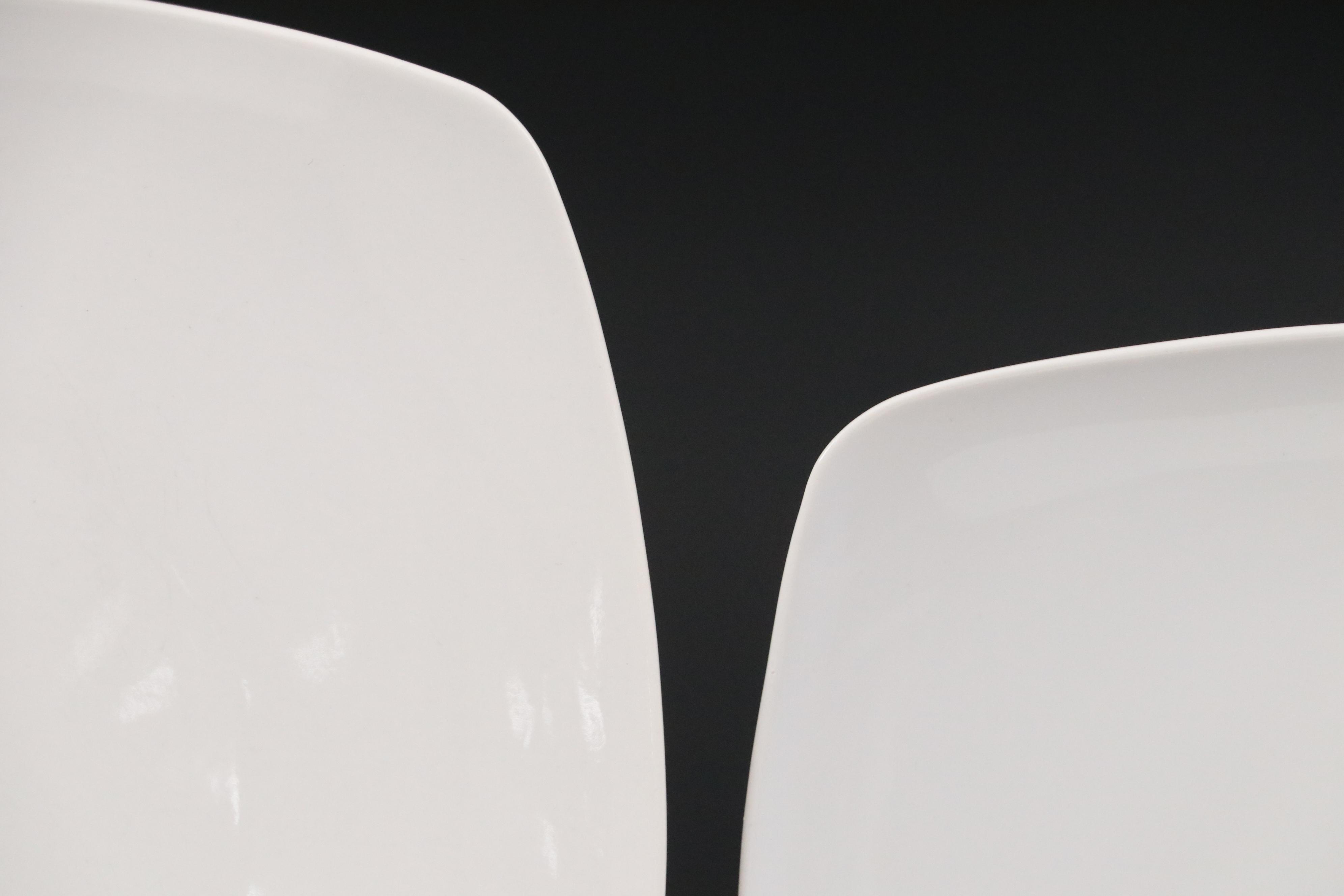Modern White Porcelain Dinnerware by WP, Contemporary