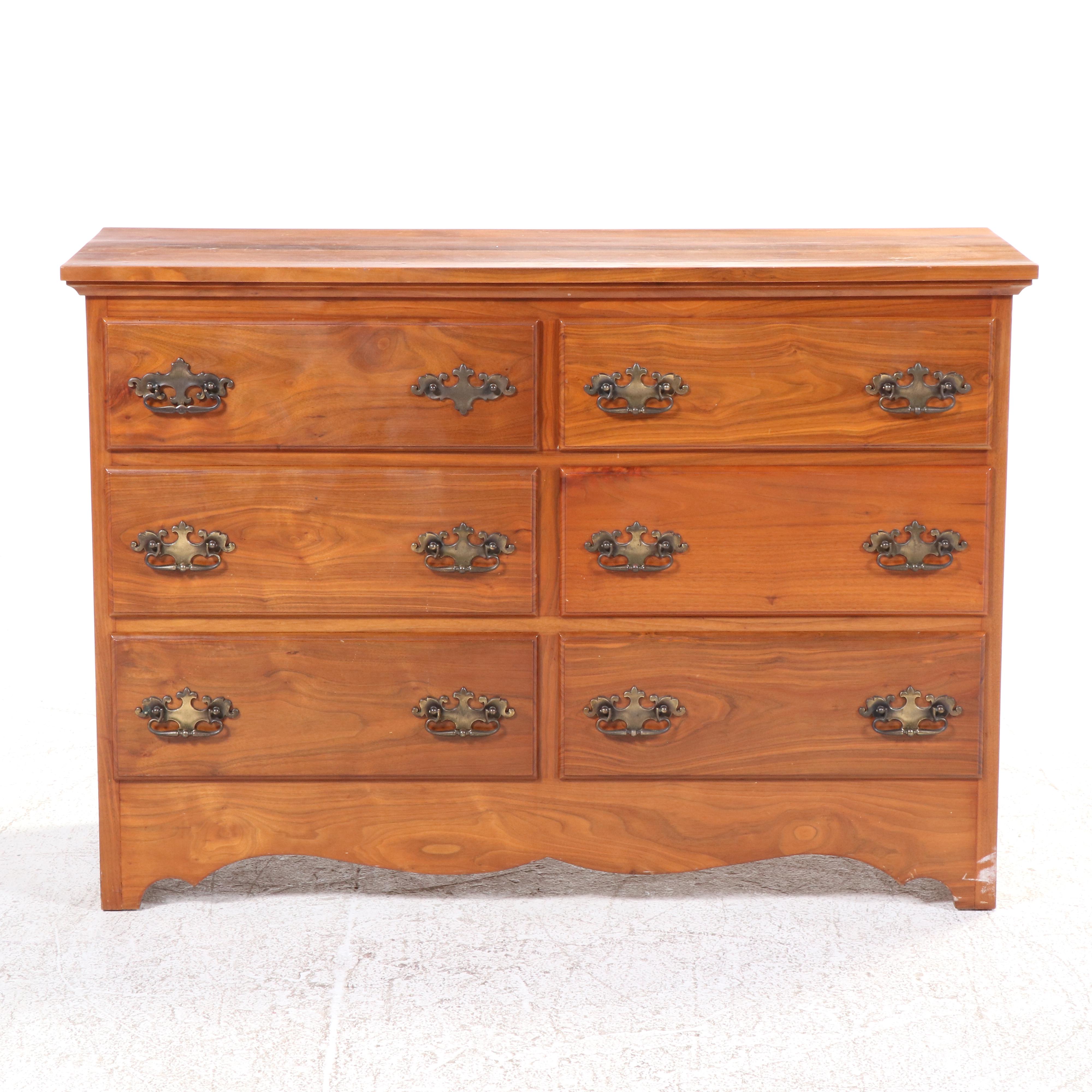 Federal Style Walnut Six-Drawer Dresser, Mid to Late 20th Century