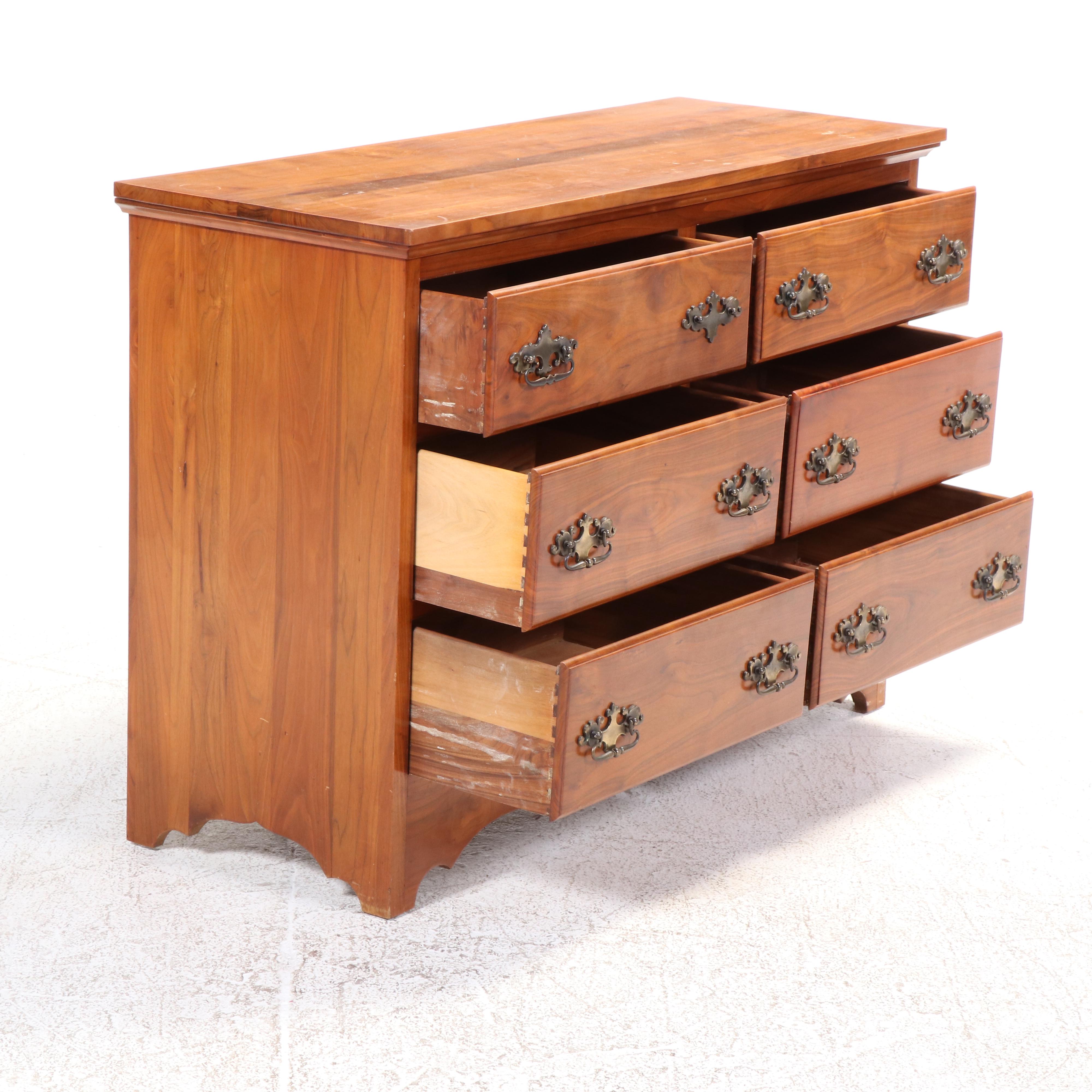 Federal Style Walnut Six-Drawer Dresser, Mid to Late 20th Century