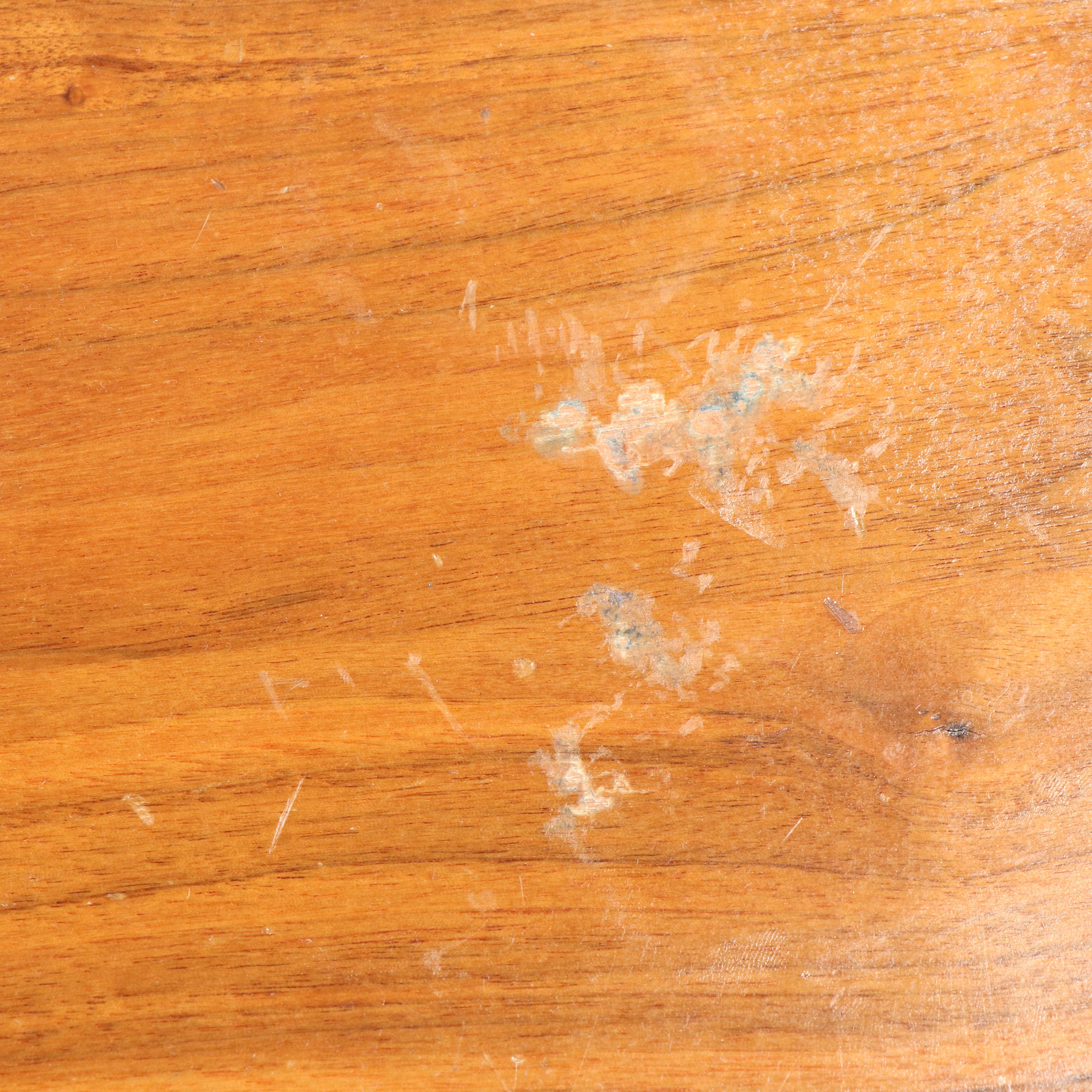 Federal Style Walnut Six-Drawer Dresser, Mid to Late 20th Century