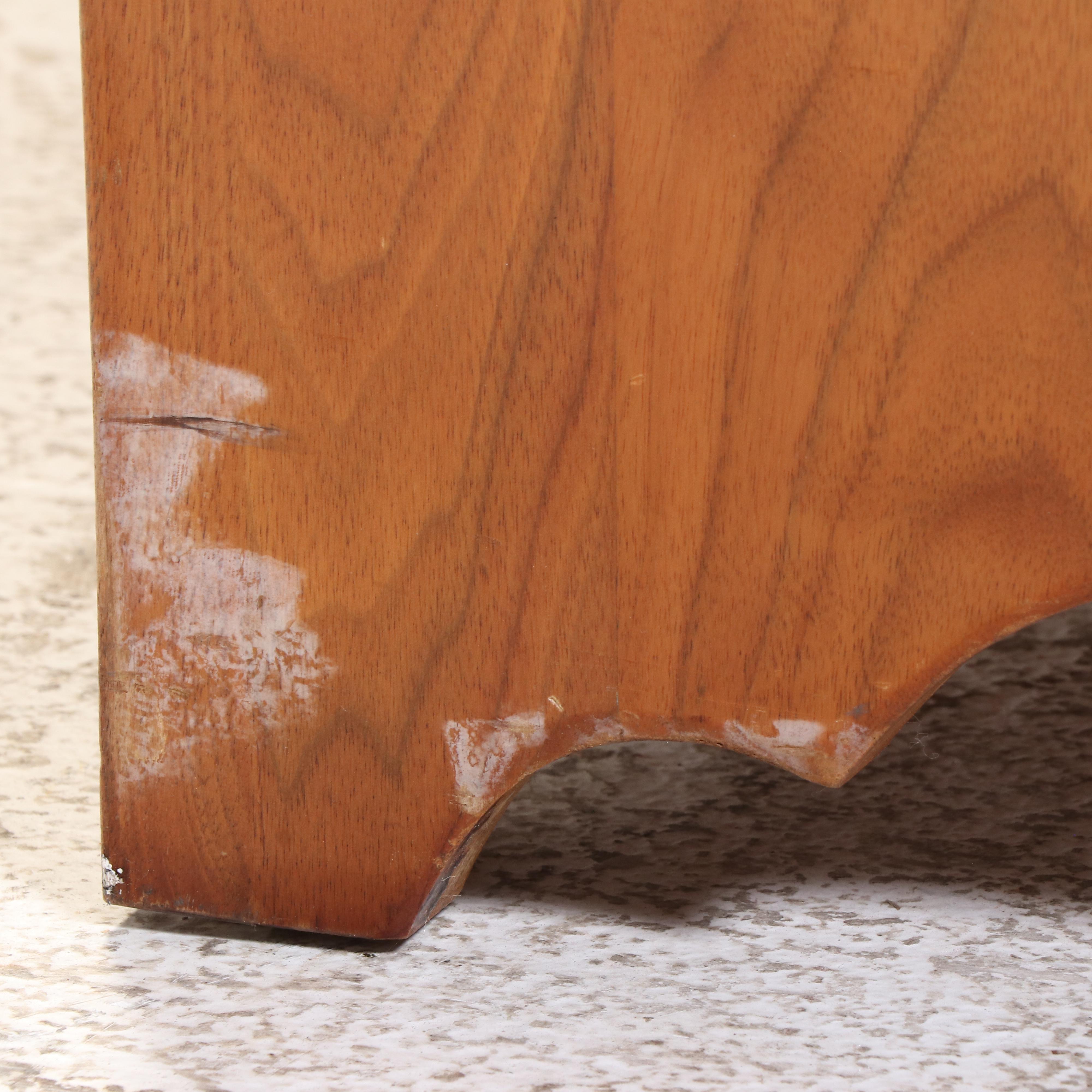 Federal Style Walnut Six-Drawer Dresser, Mid to Late 20th Century