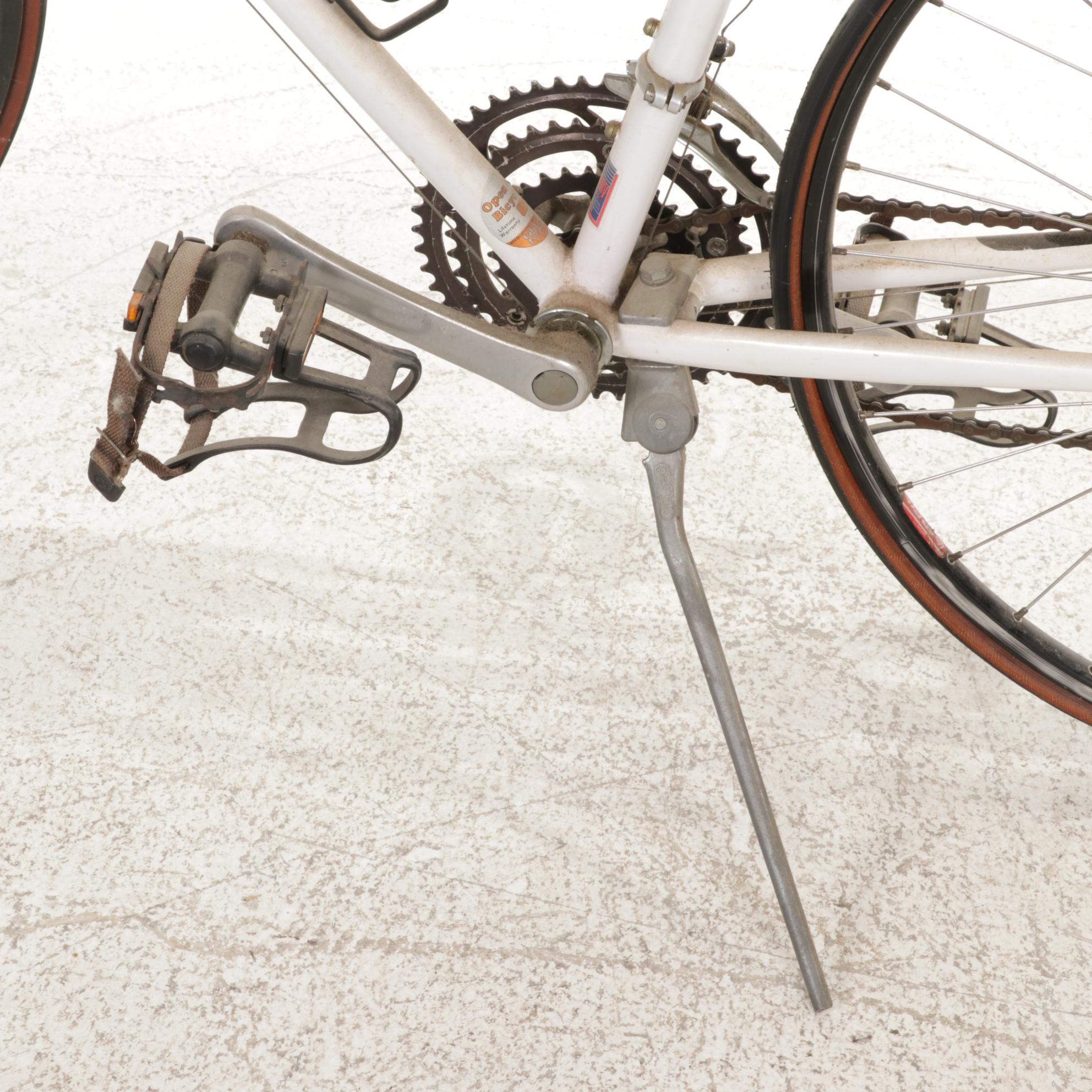 Univega Via Montega Chromoly Hybrid Bicycle, 1990s