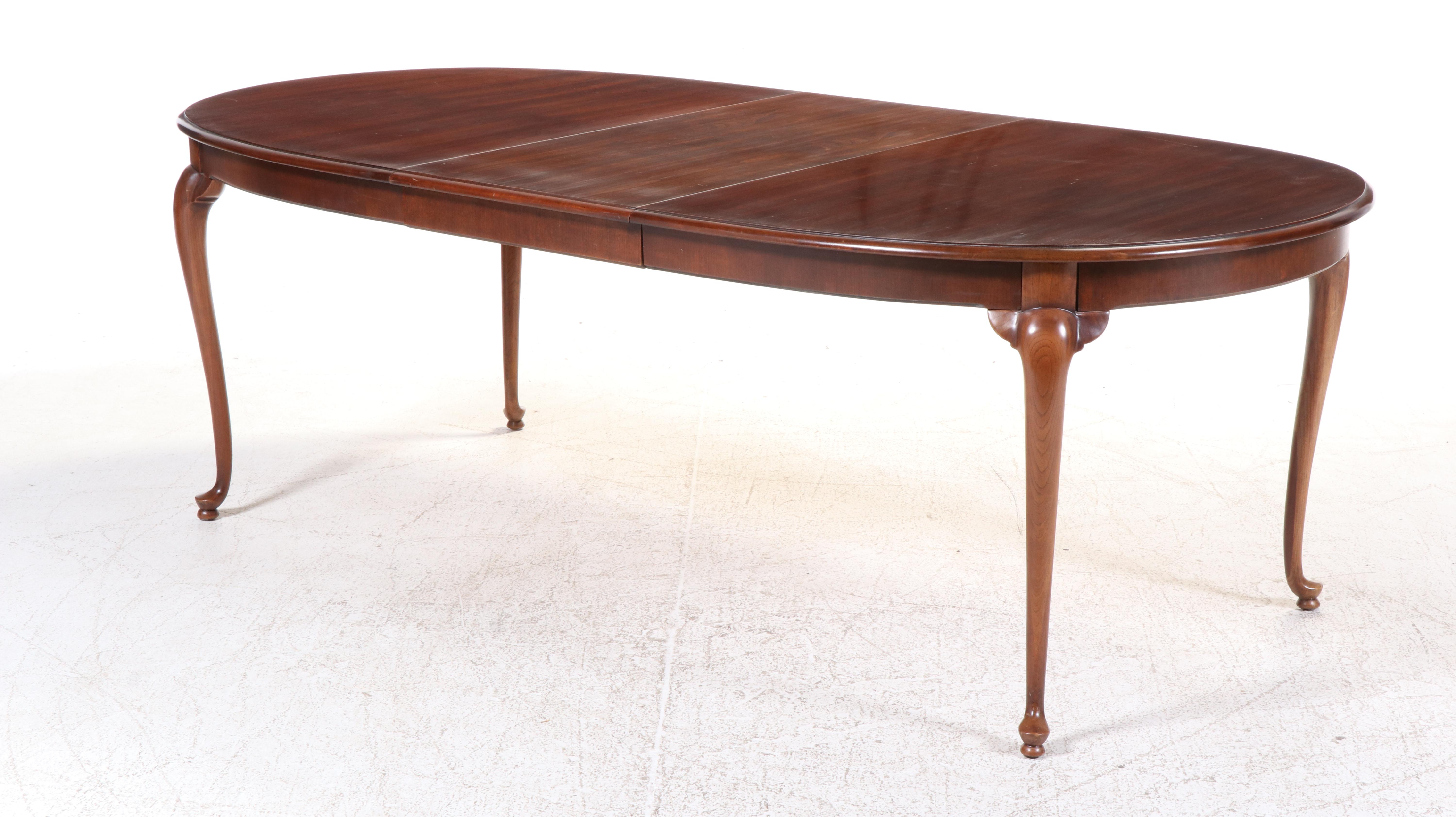 Seven-Piece Thomasville Queen Anne Style Cherrywood Dining Set