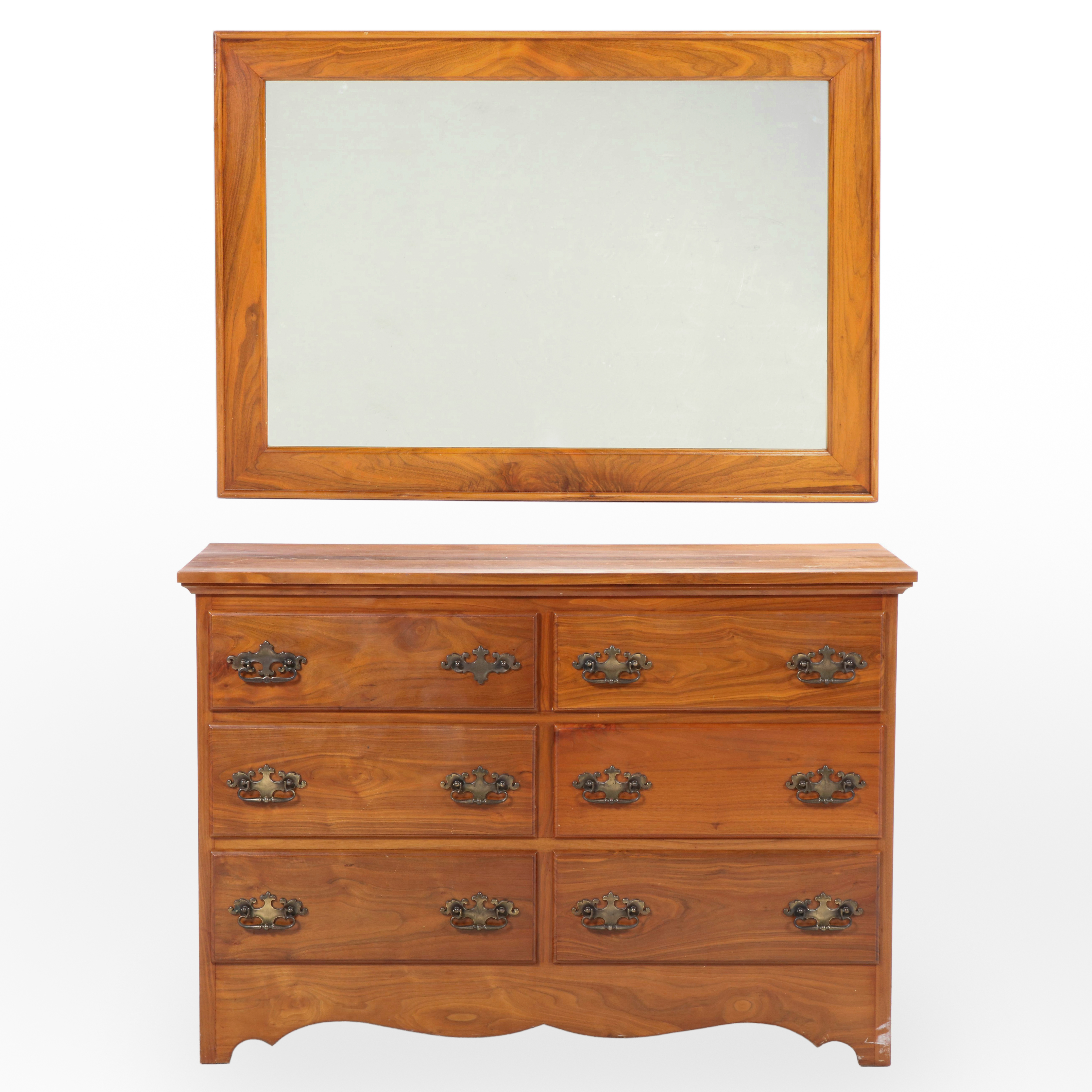 Federal Style Walnut Six-Drawer Dresser, Mid to Late 20th Century