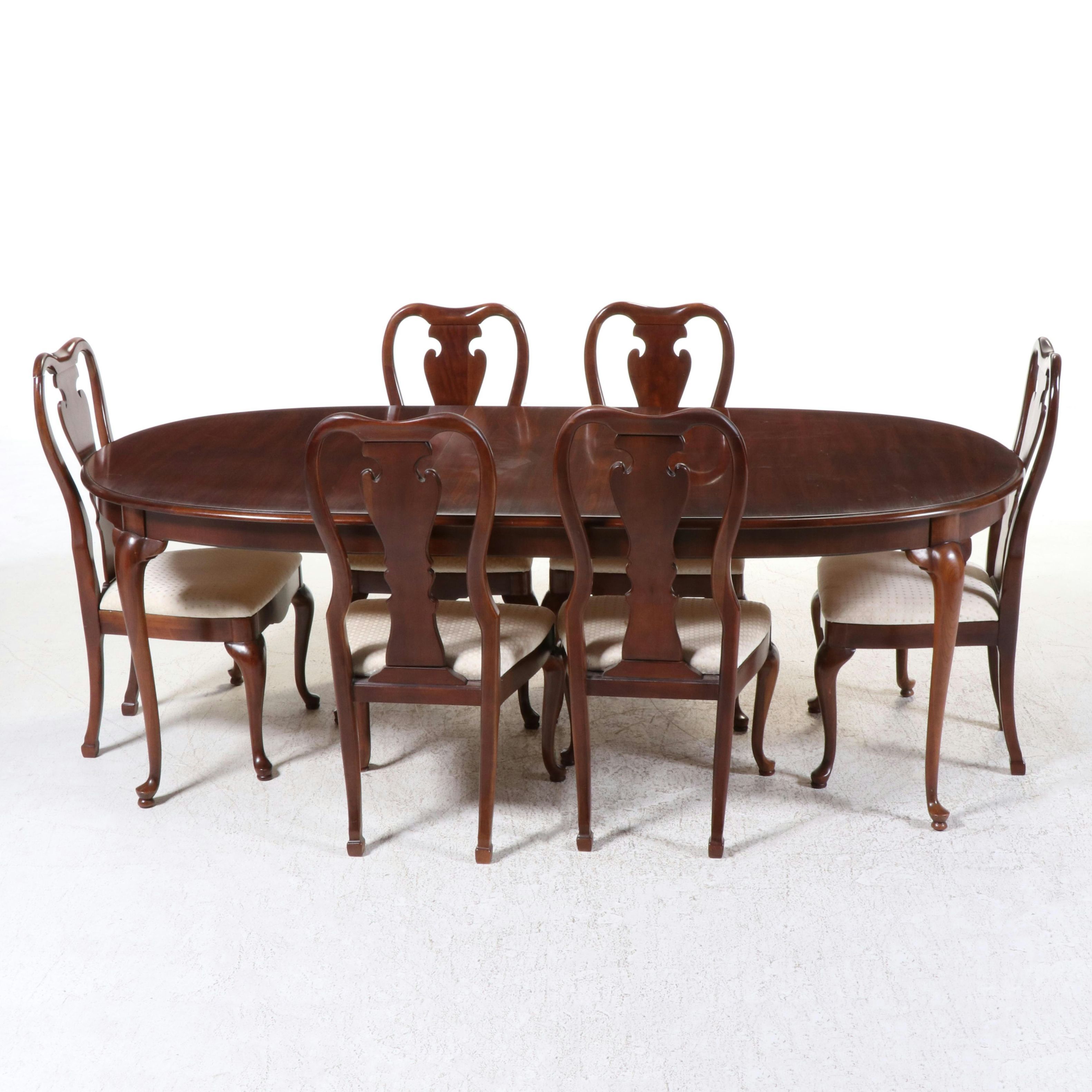 Seven-Piece Thomasville Queen Anne Style Cherrywood Dining Set