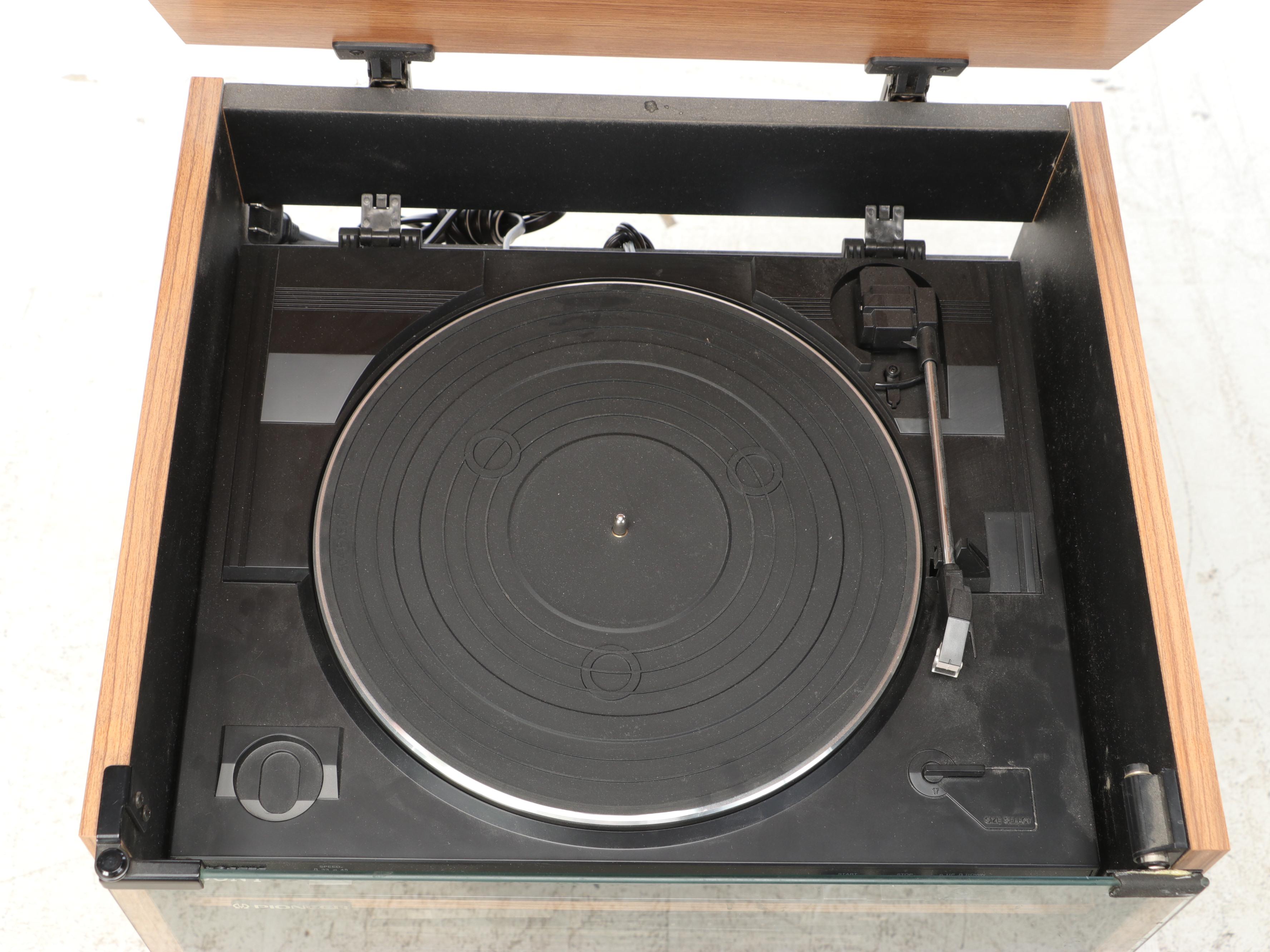 Pioneer Hi-Fi System w/. CD Player, Tape Deck, Receiver, More &  Loudspeakers