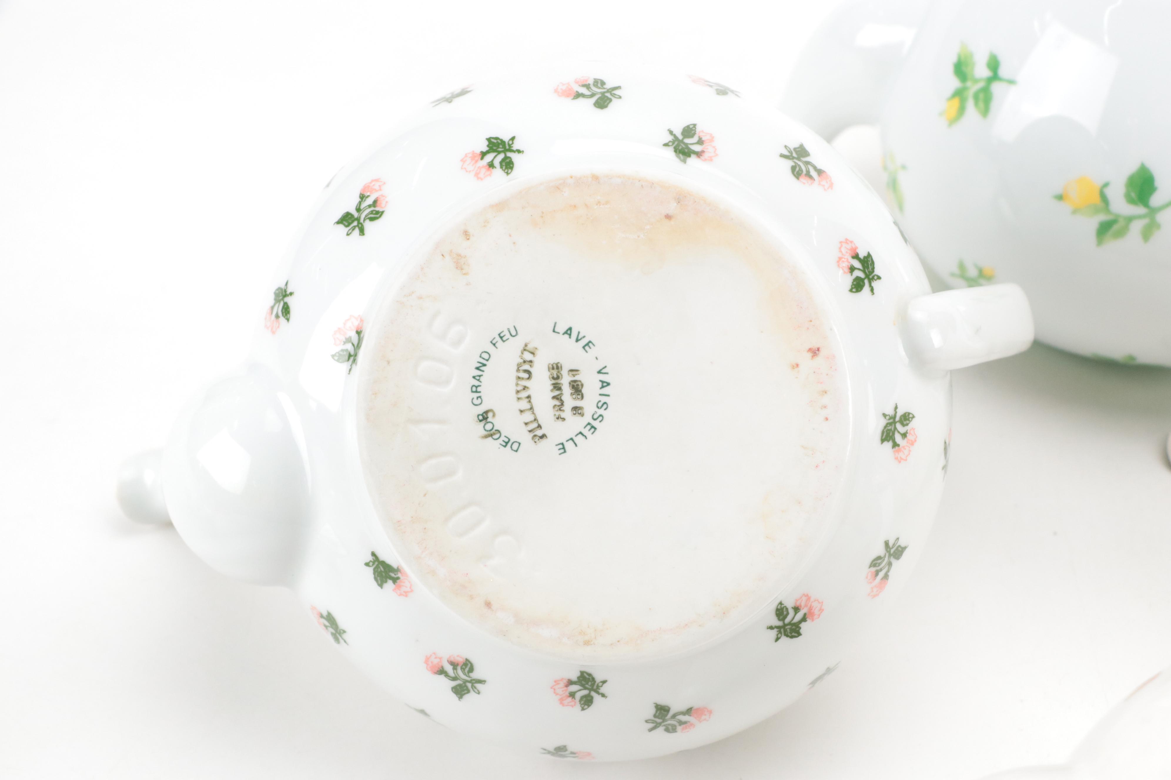 Wedgwood "Summer Dream Verde" Ceramic Coffee Pot with More Green Tea Serveware