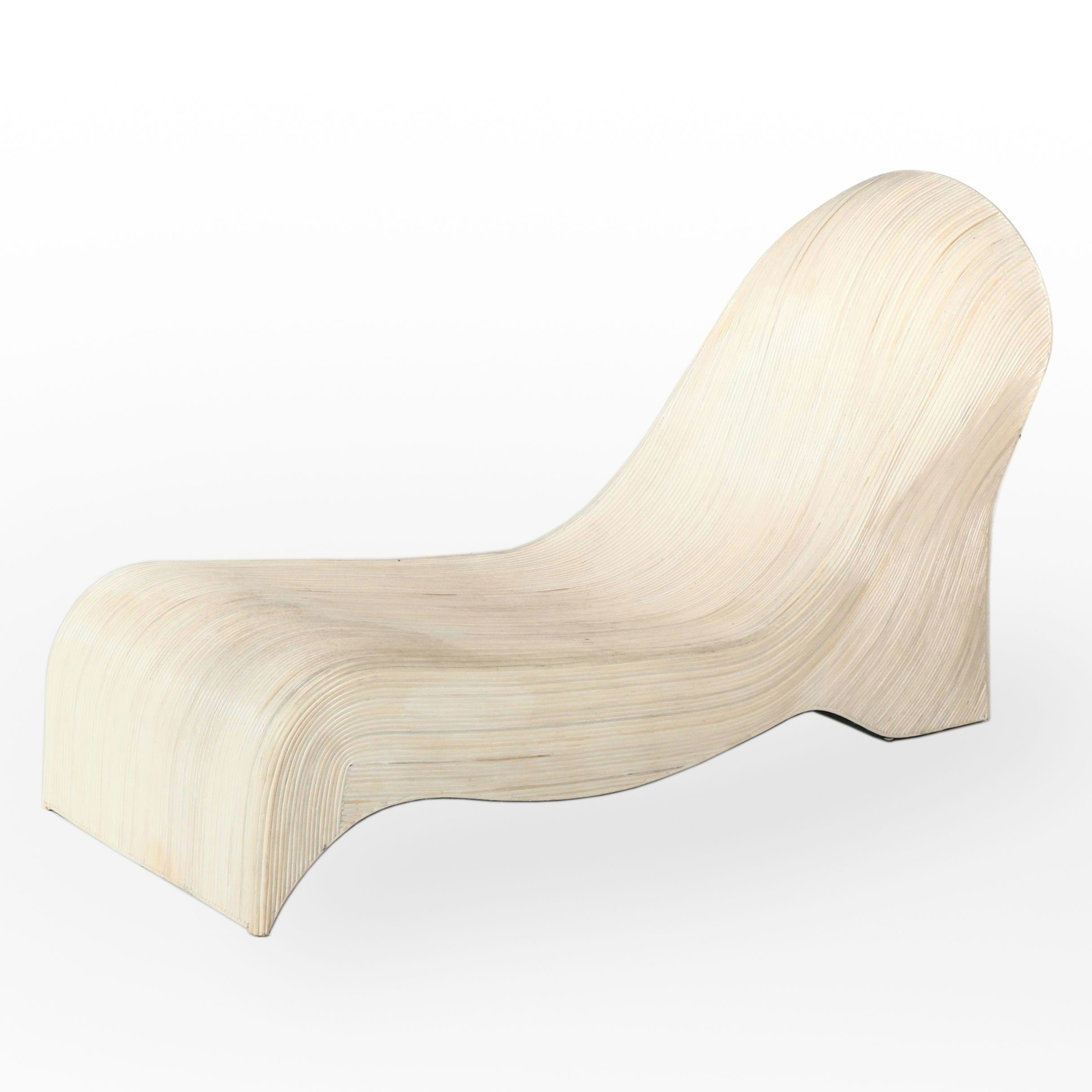 Modern Sculptural Split Reed Chaise Longue, Manner of Betty Cobonpue