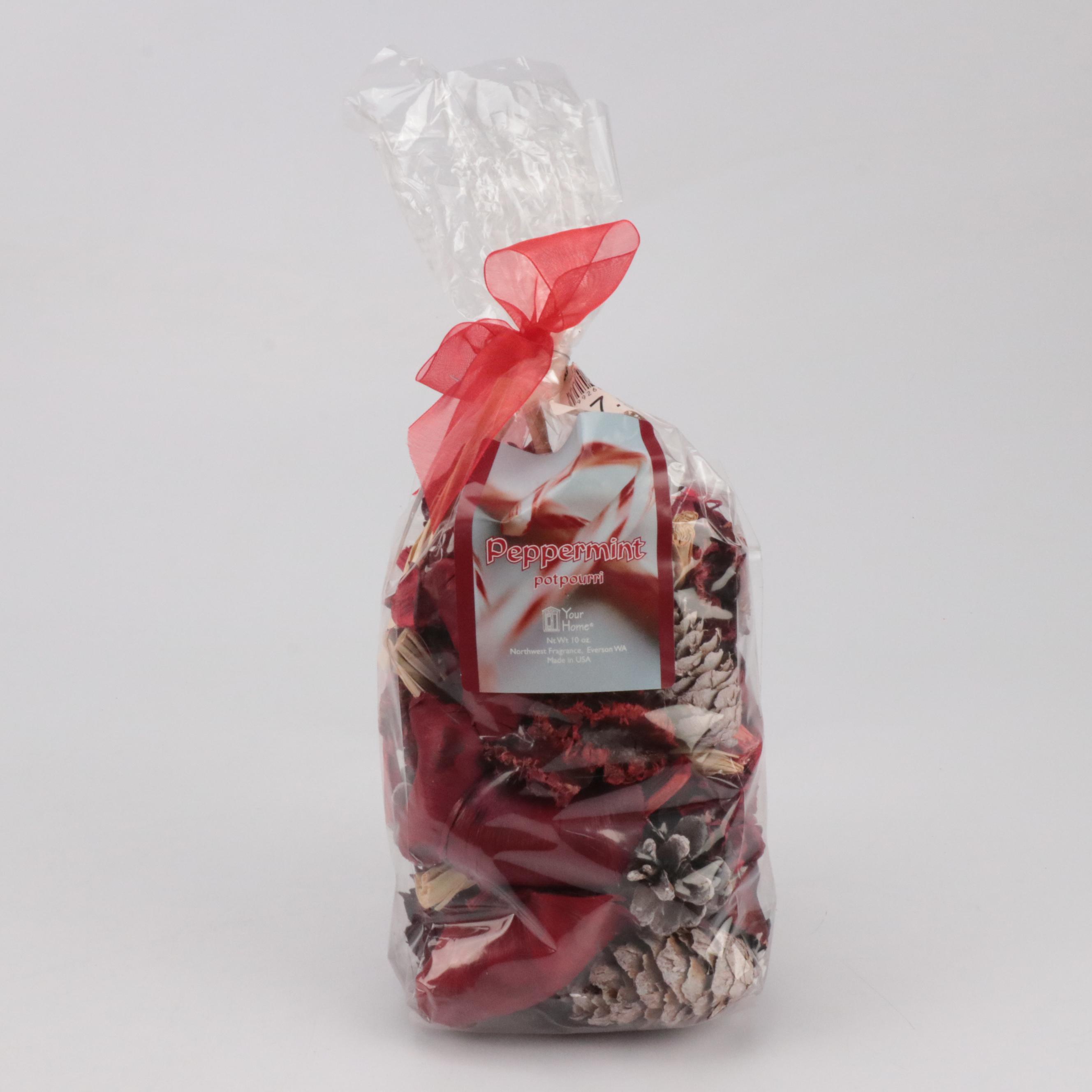 Wine Glasses with Snowman Stems and Other Decor