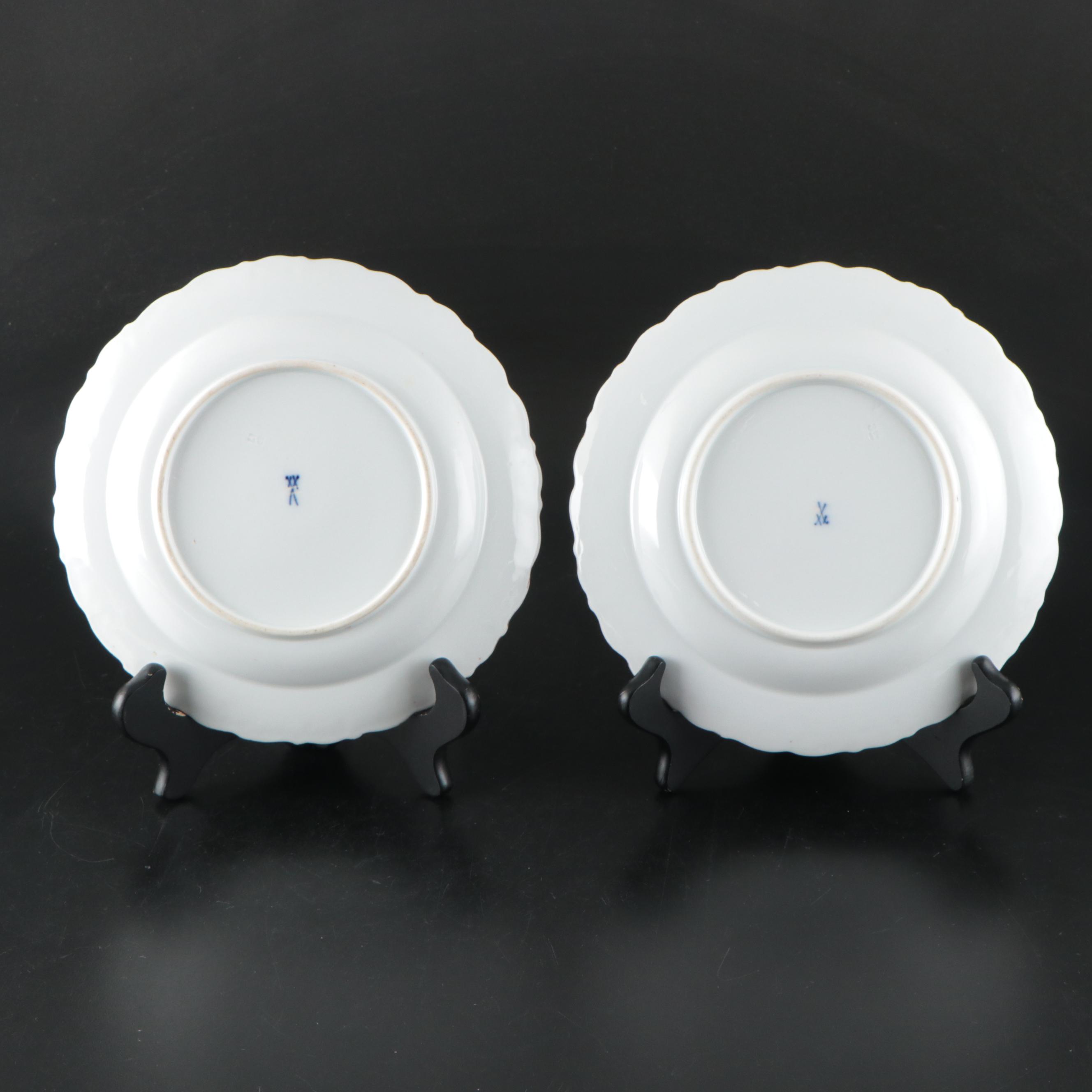 Meissen Hand-Painted Floral Pattern Porcelain Plate Set