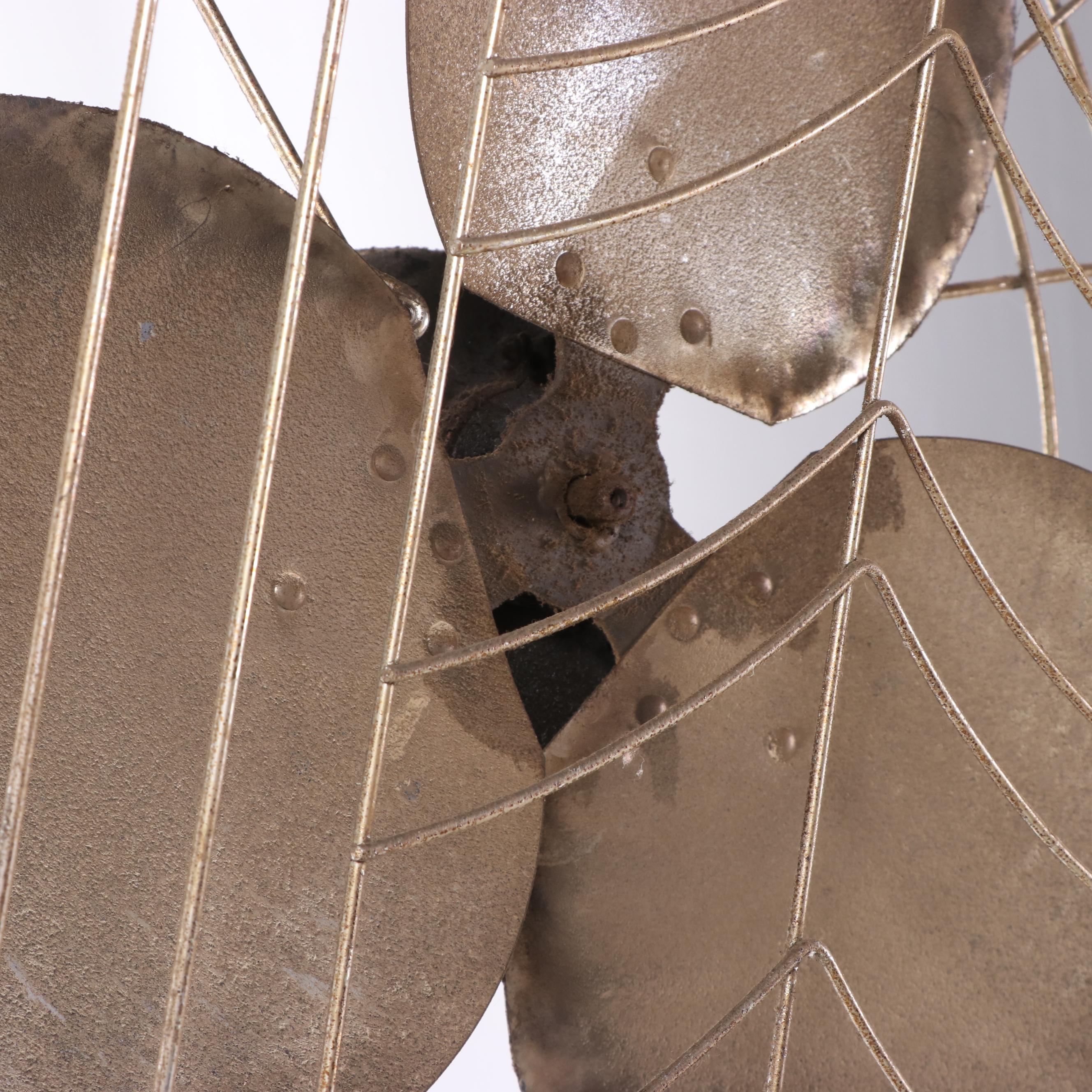 Tall General Electric Art Deco Floor Fan, Mid-20th Century