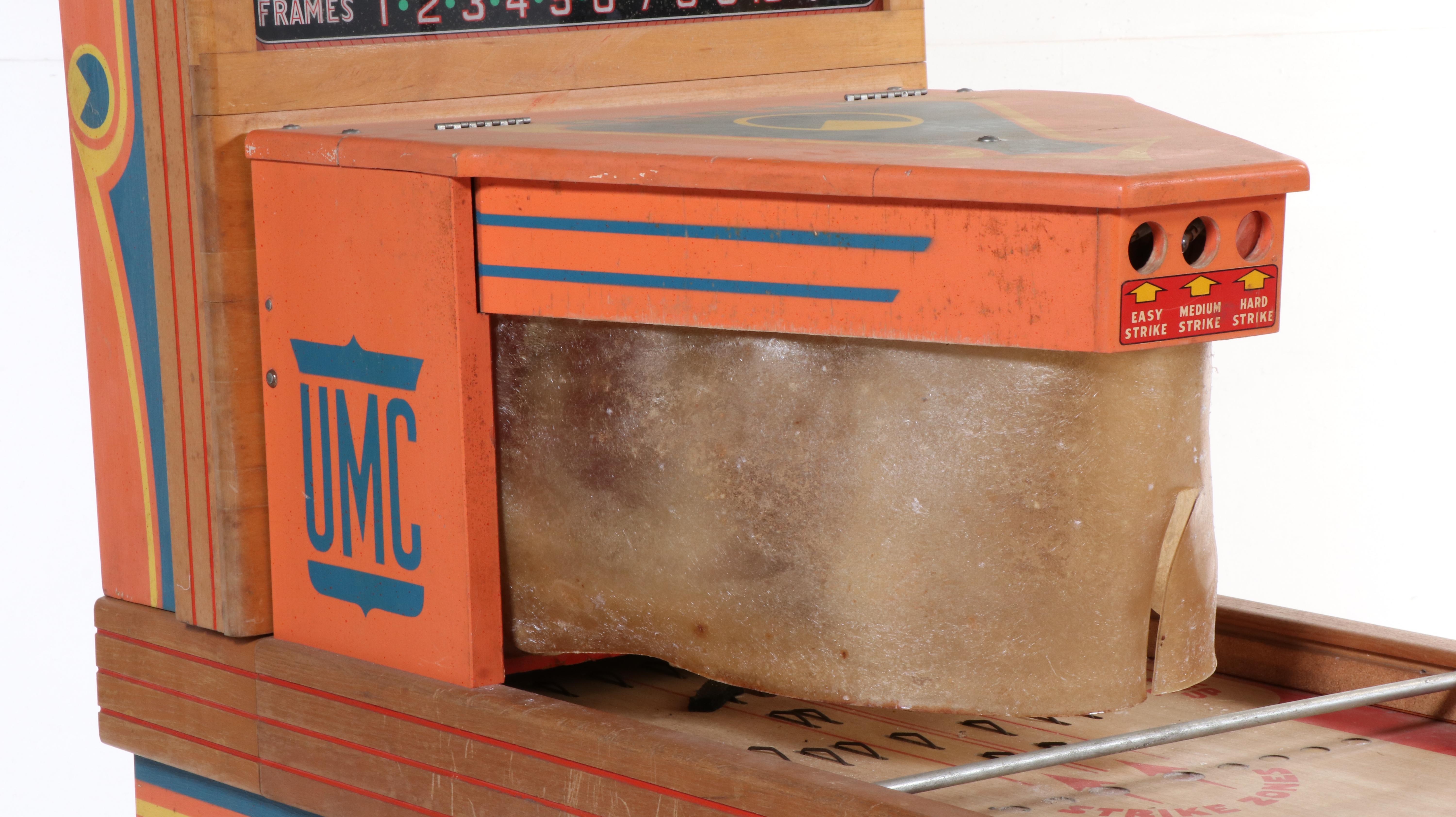 United Manufacturing Co. "Clipper Shuffle Alley" Puck Bowling Arcade Machine