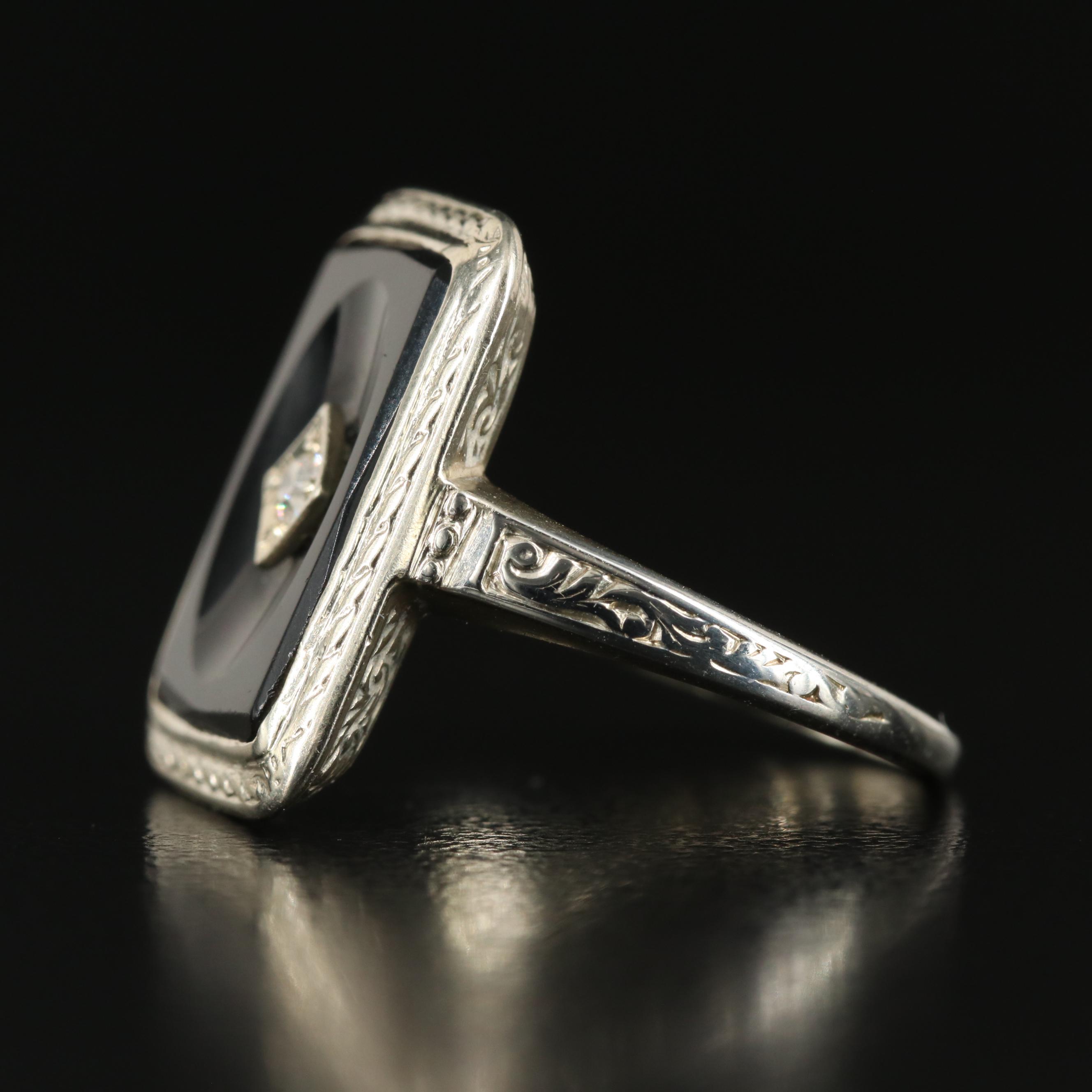 Vintage 18K Black Onyx and Diamond Ring