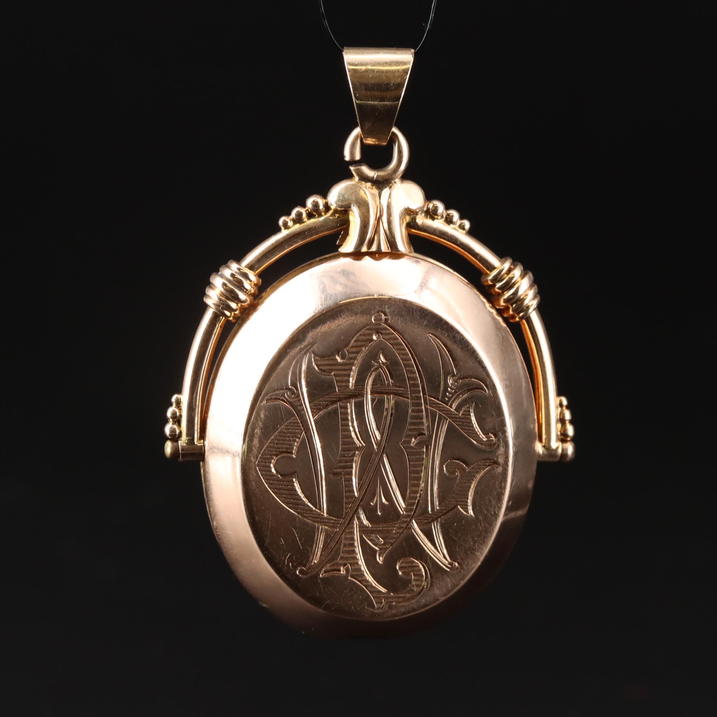 Antique 14K Carnelian Reversible Signet Locket