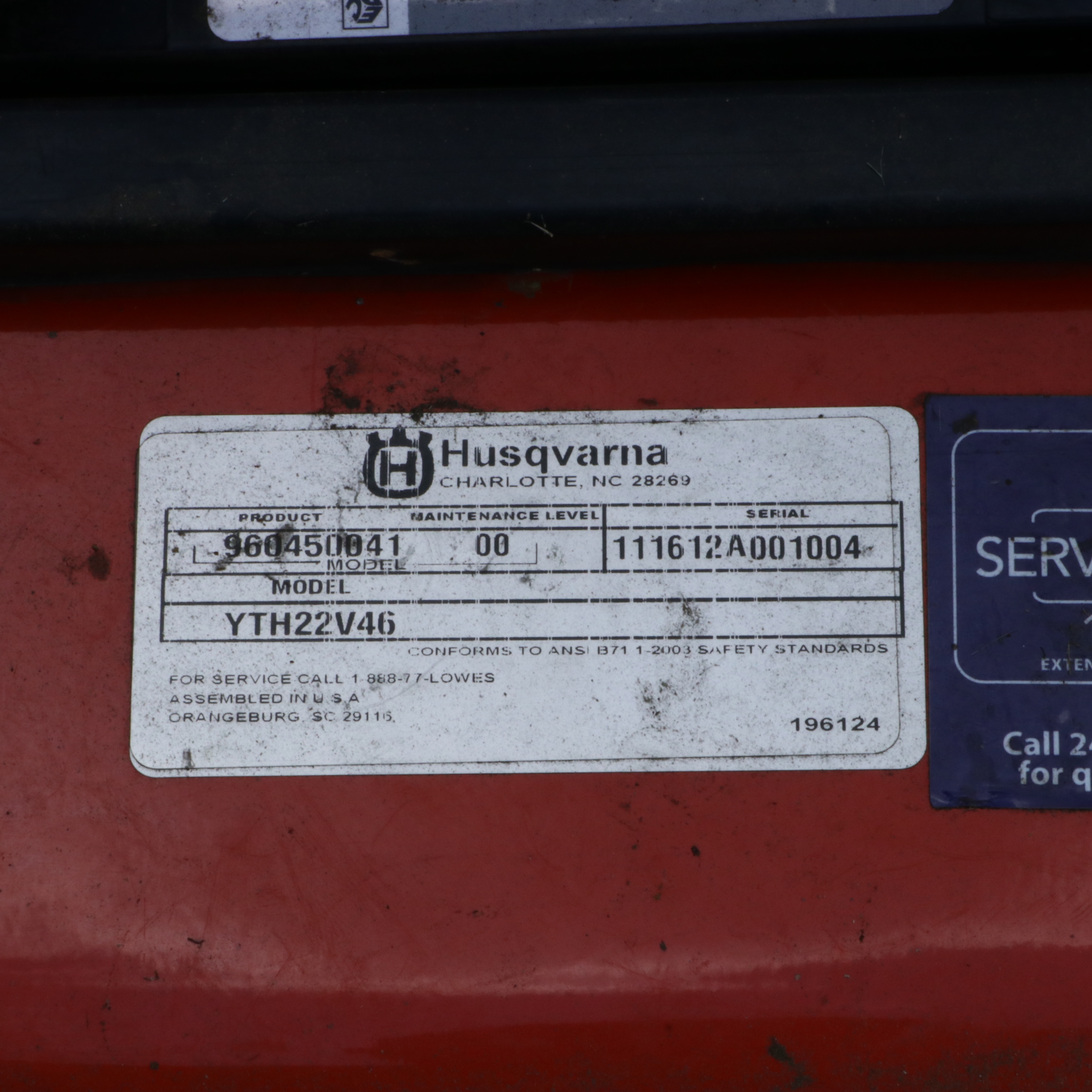 Husqvarna YTH 22V46 Riding Mower