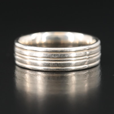 18K Fluted Band