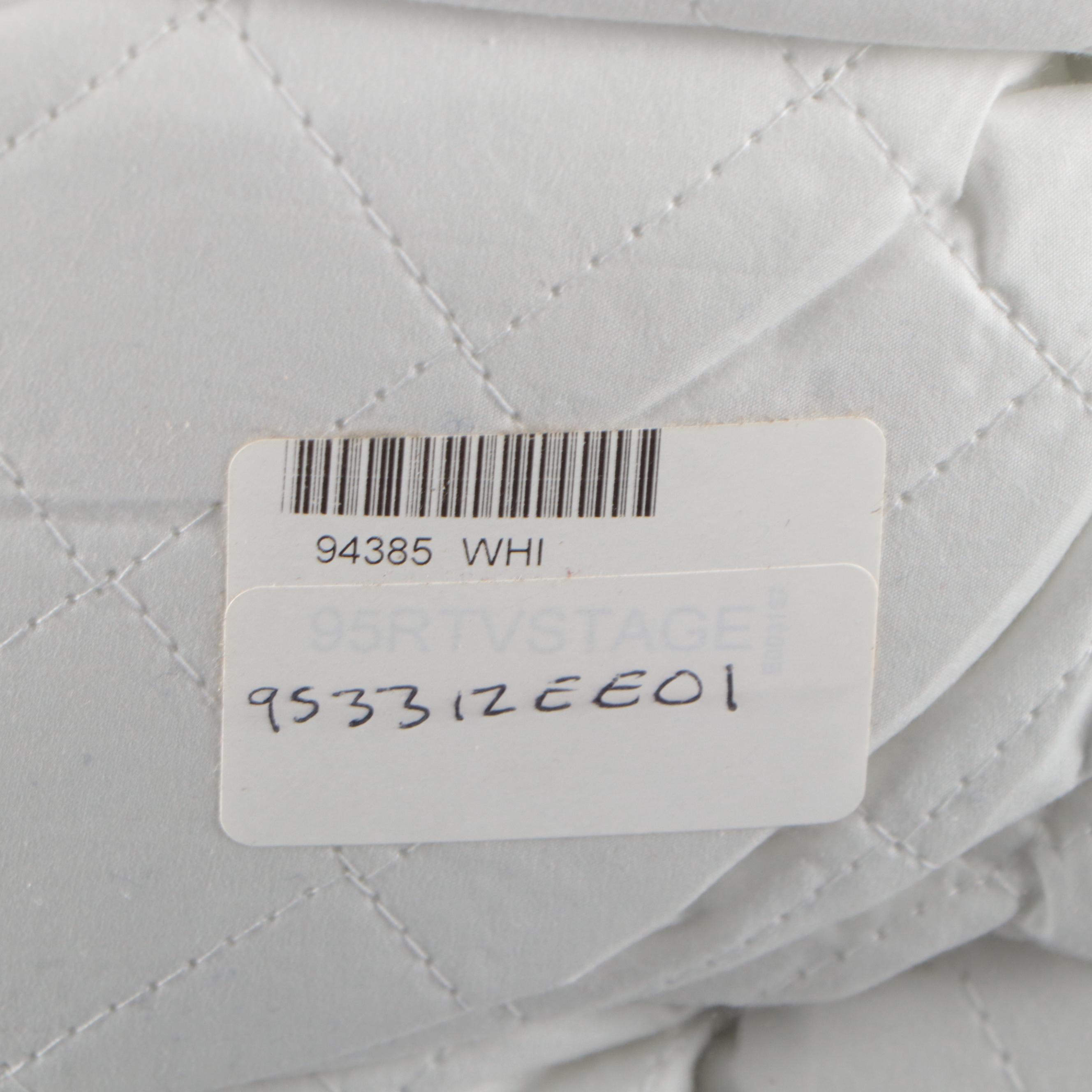 Queen Sized High Loft Microfiber Mattress Topper