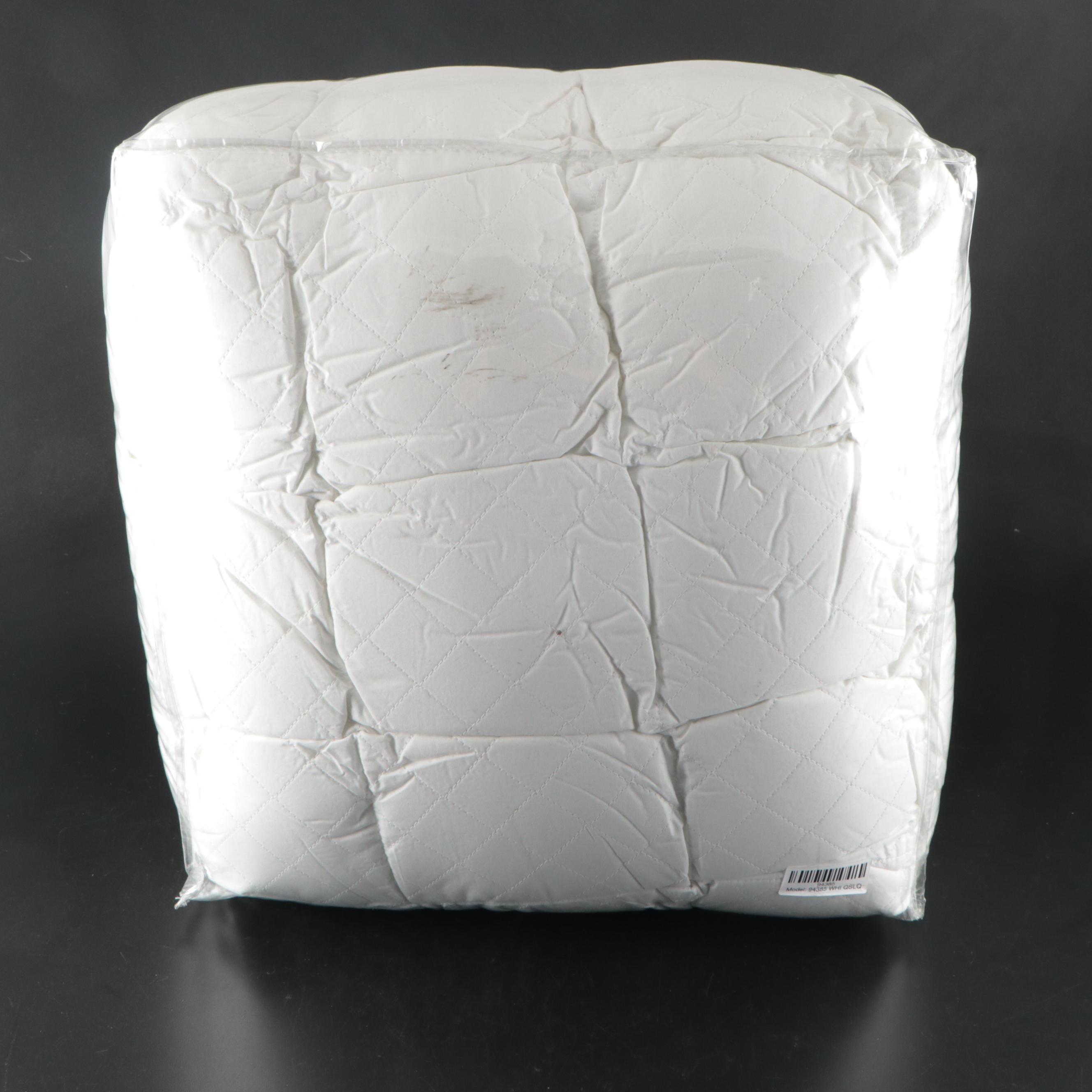 Queen Sized High Loft Microfiber Mattress Topper