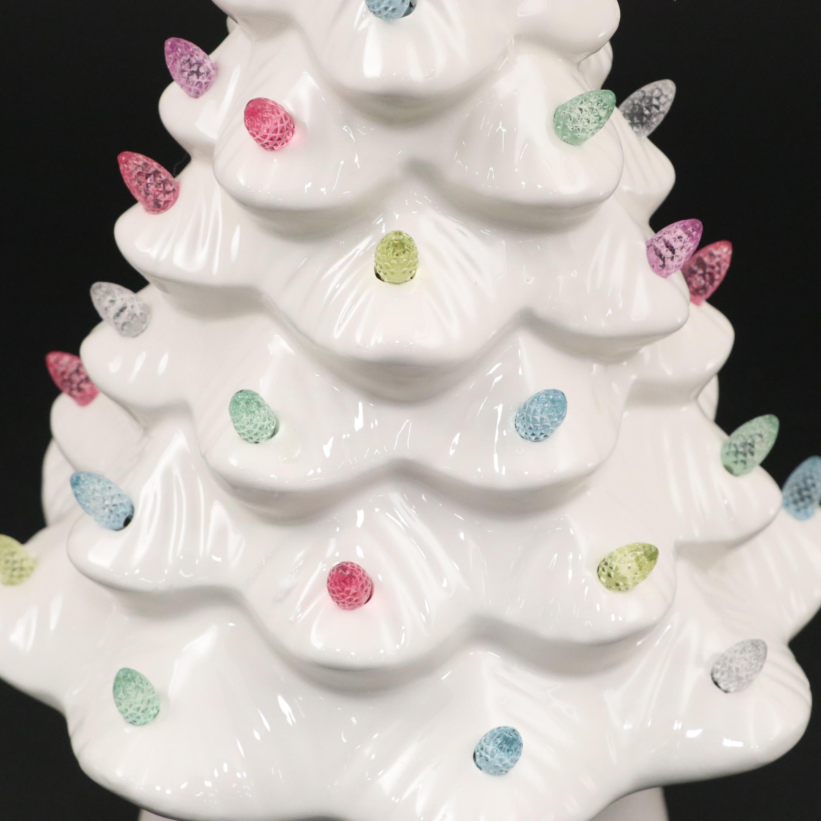 Mr. Cottontail 13" Illuminated Easter Tree