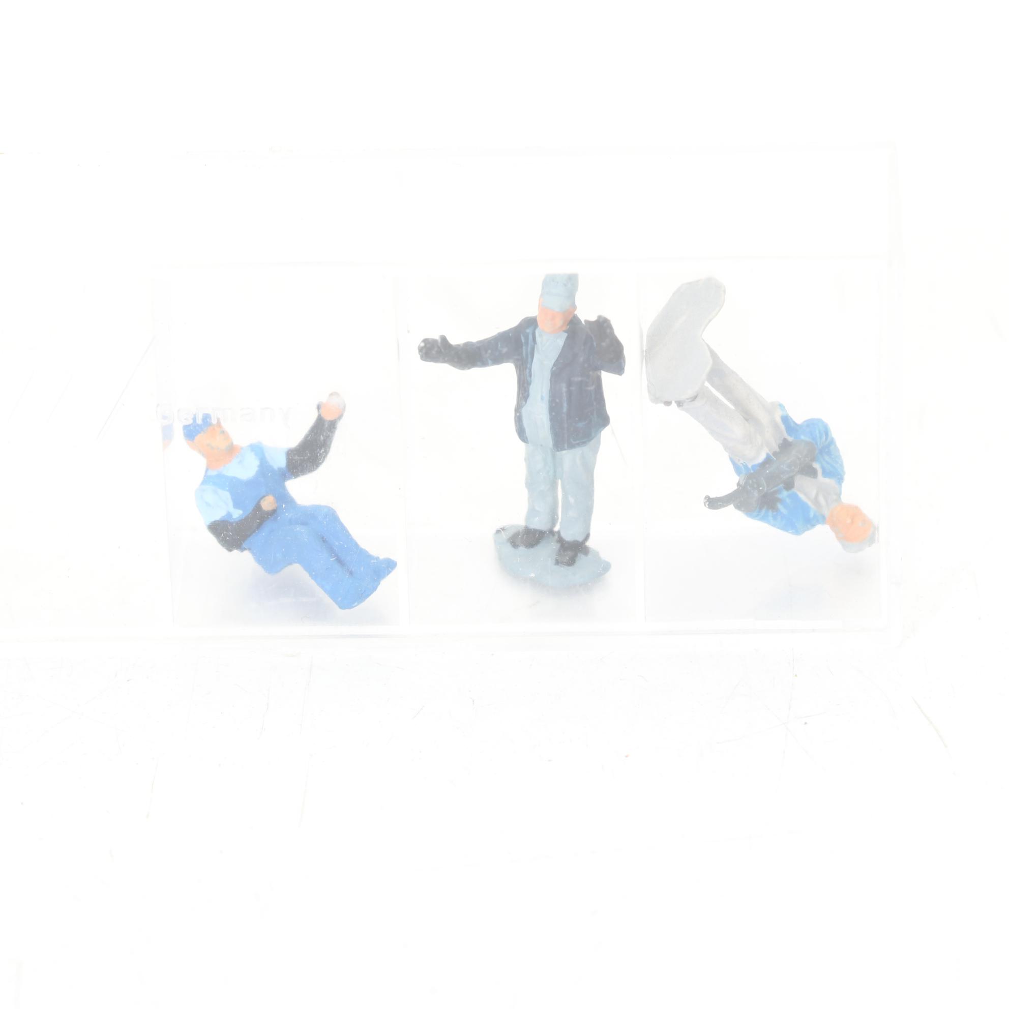 Three Woodland Scenics HO Scale Plastic Buildings with Fire Station