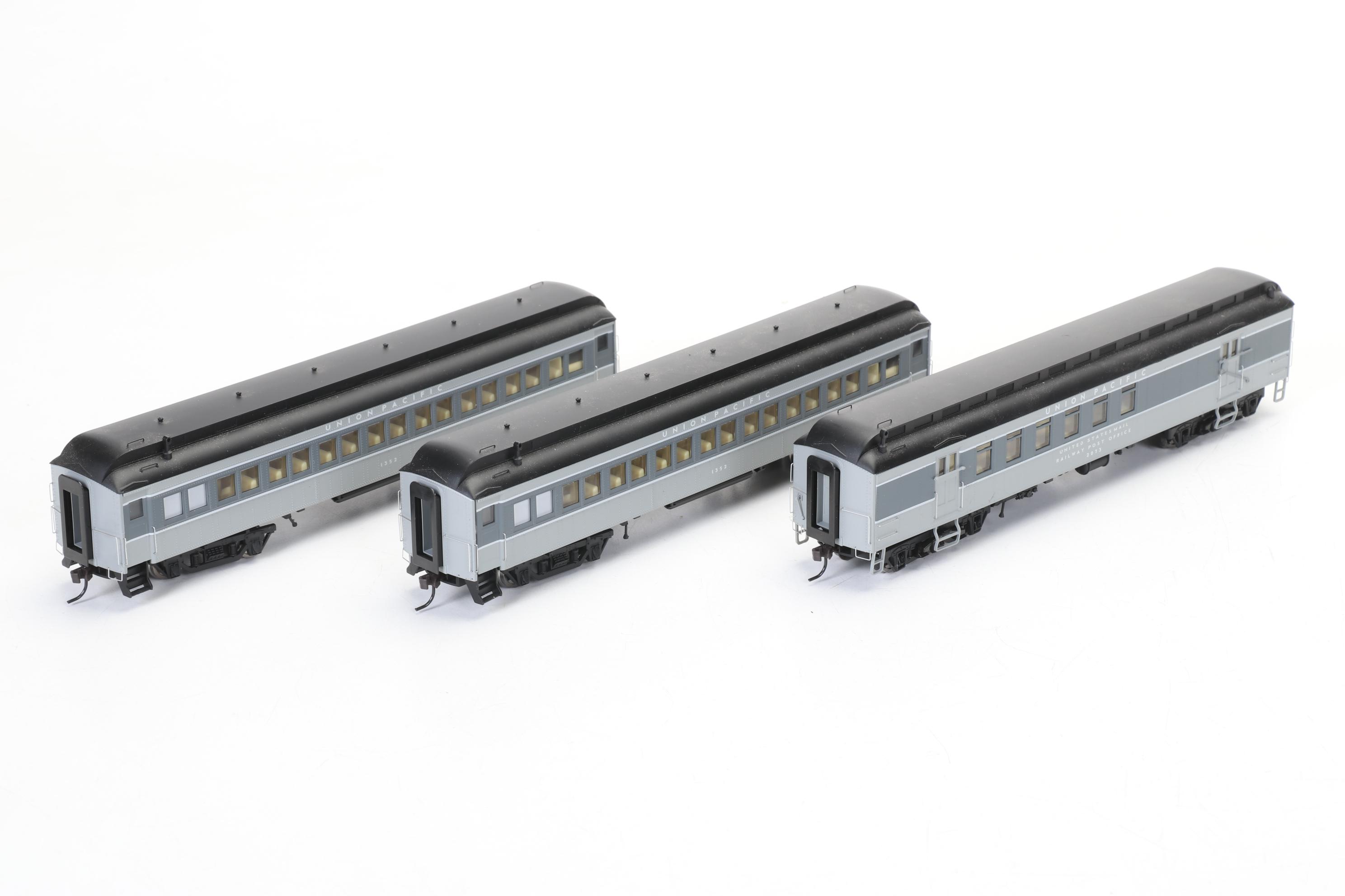 Rivarossi HO Scale Union Pacific Passenger Car Set with 2-6-2 Steam Locomotive