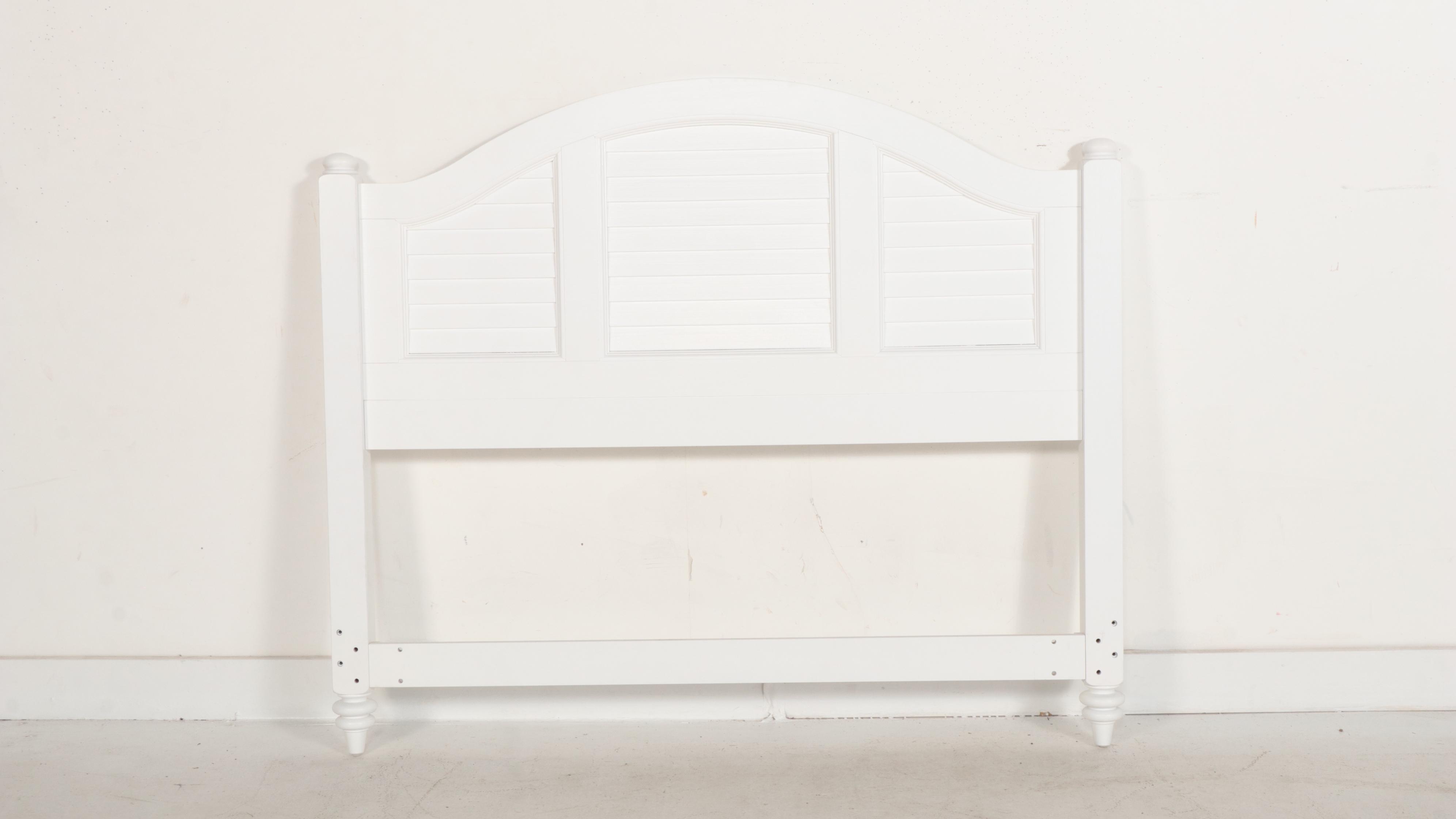Contemporary White-Painted Queen Bed Frame with Nightstand