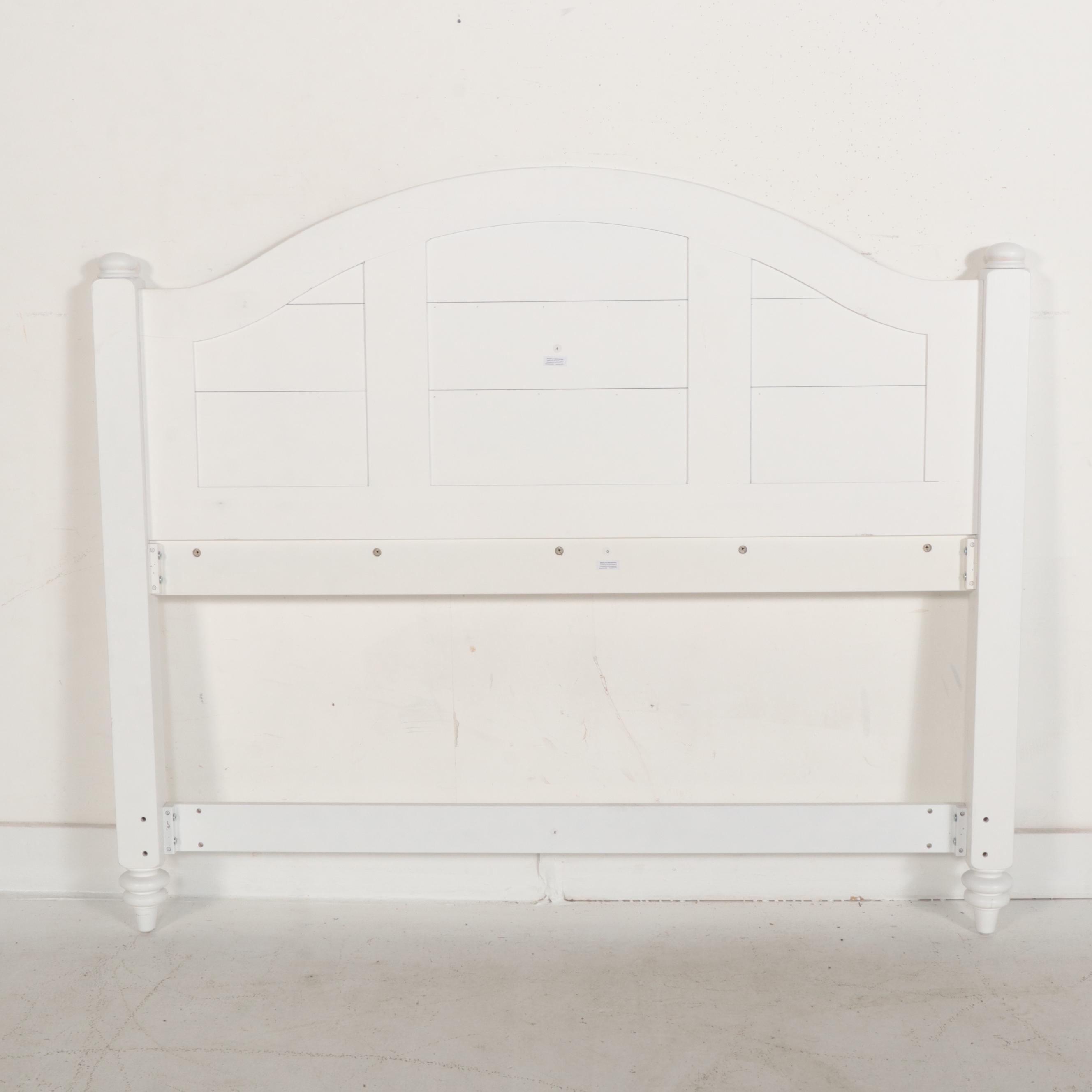 Contemporary White-Painted Queen Bed Frame with Nightstand