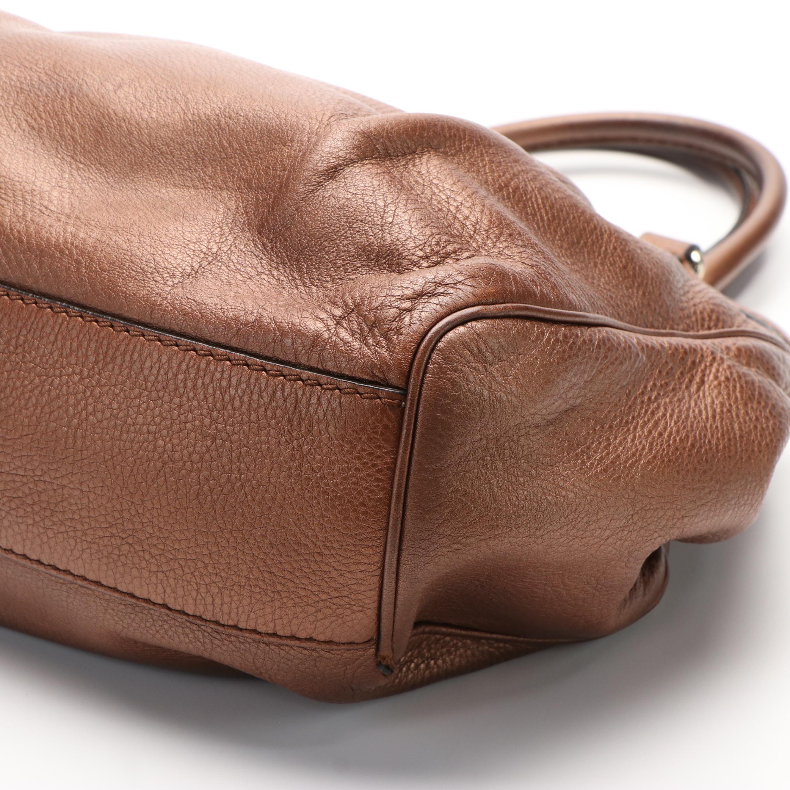 Gucci Sukey Handbag in Metallic Bronze Leather