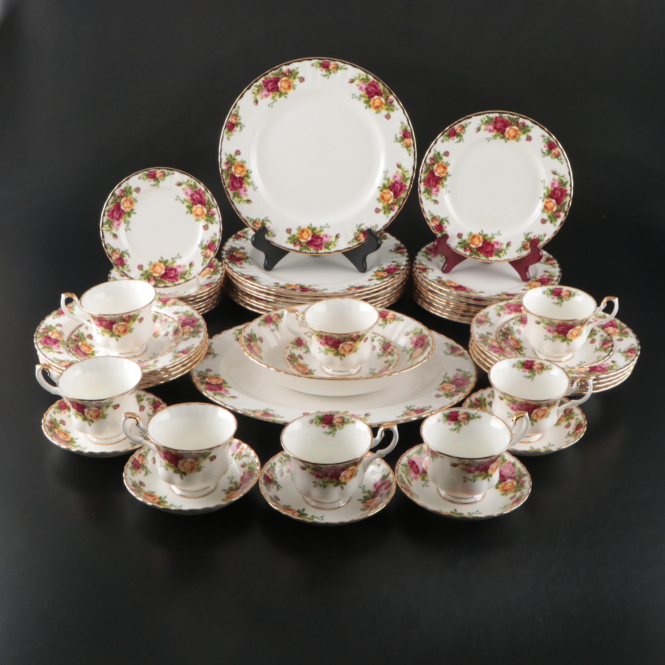 Royal Albert "Old Country Roses" Bone China Dinnerware, Late 20th C.